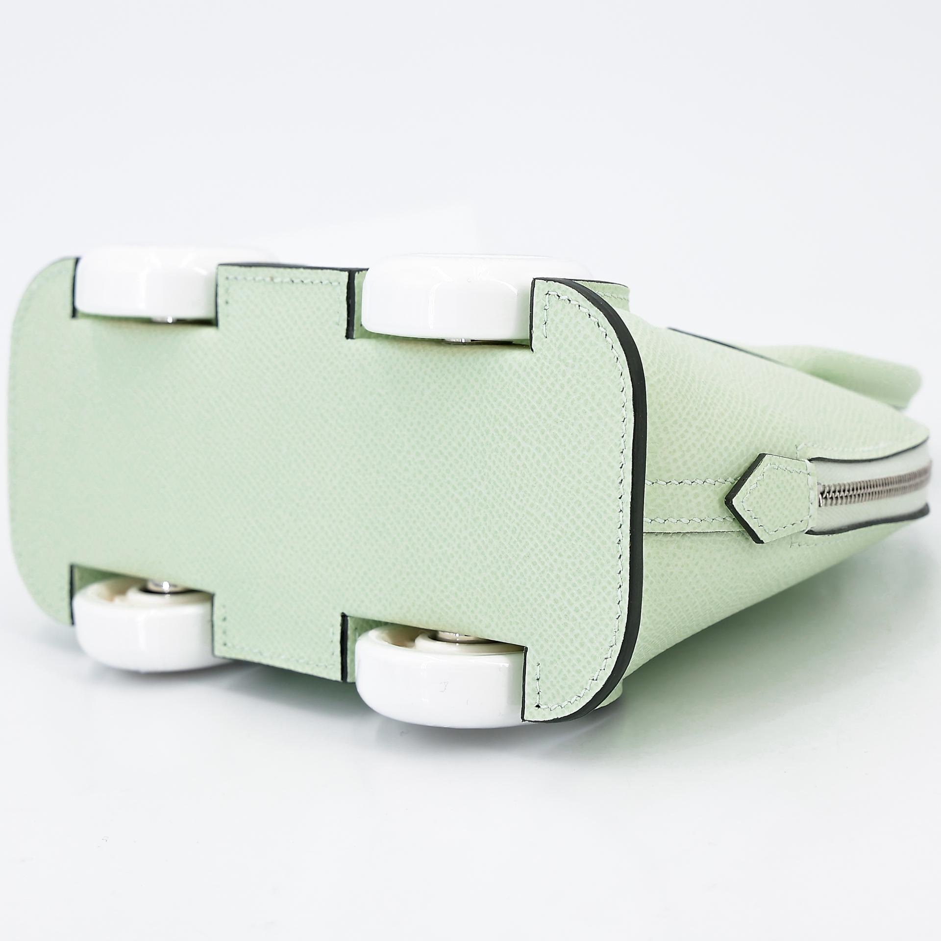 Brand New ( Rank N ) HERMÈS Limited Edition Bolide On Wheels White (01) Vert Fizz (0S) Epsom Palladium hardware W (2024) - 4