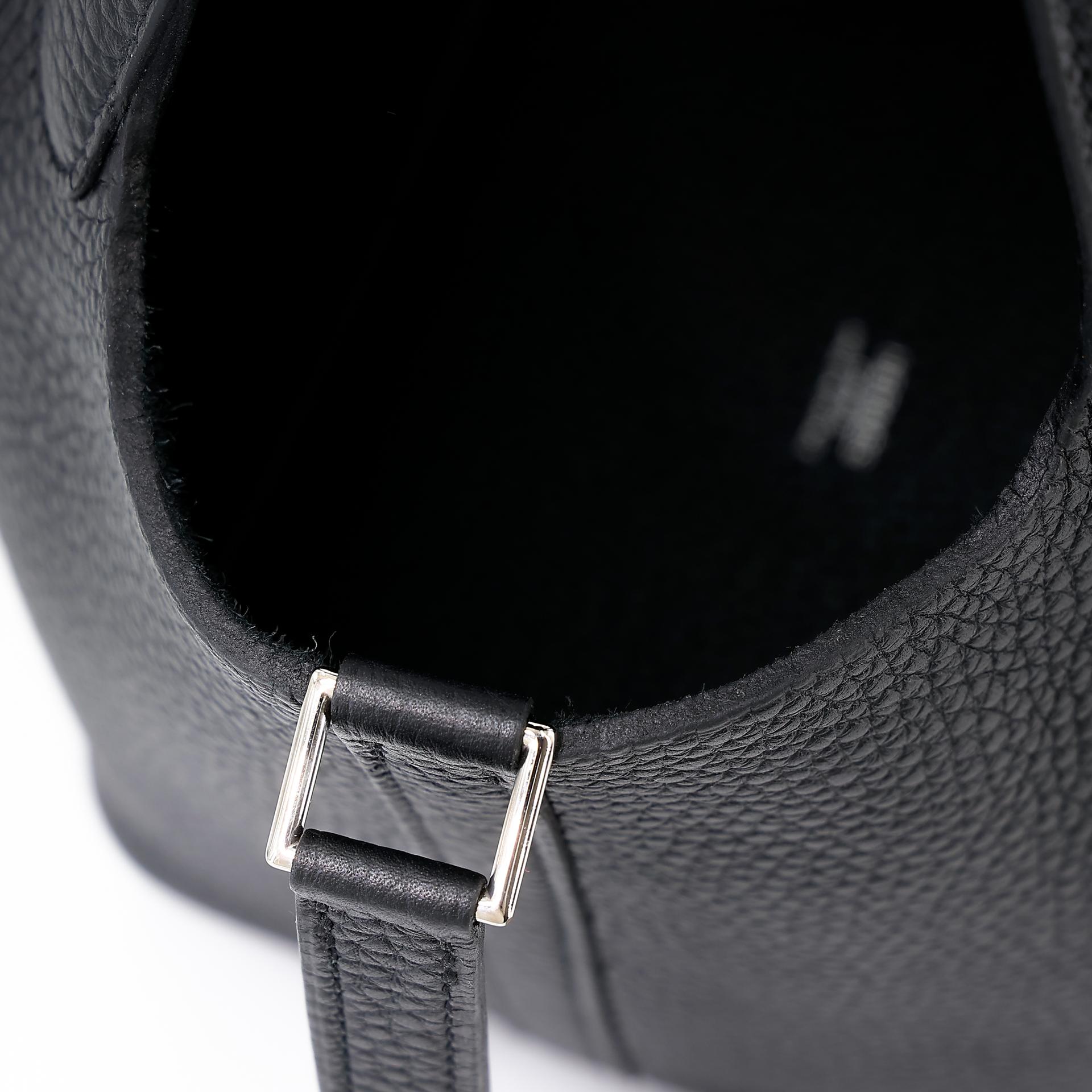 Unused ( Rank NS ) HERMÈS Picotin Lock PM Black (89) Clemence Palladium hardware U (2022) - 13