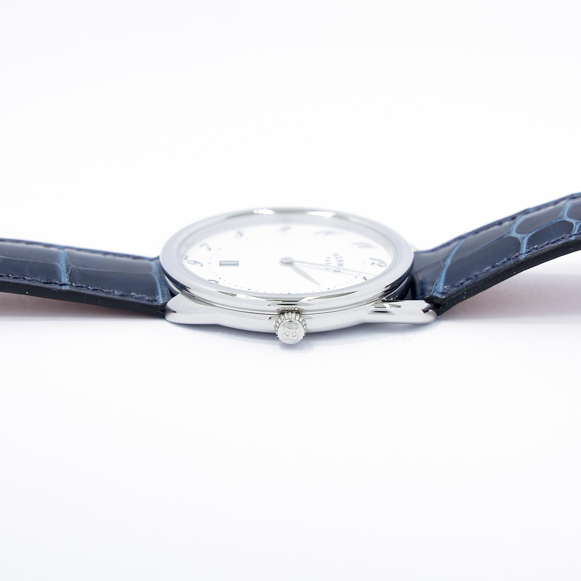 Unused ( Rank NS ) HERMÈS Arceau watch 40mm Bleu Saphir (73) Alligator Palladium hardware B (2023) - 10