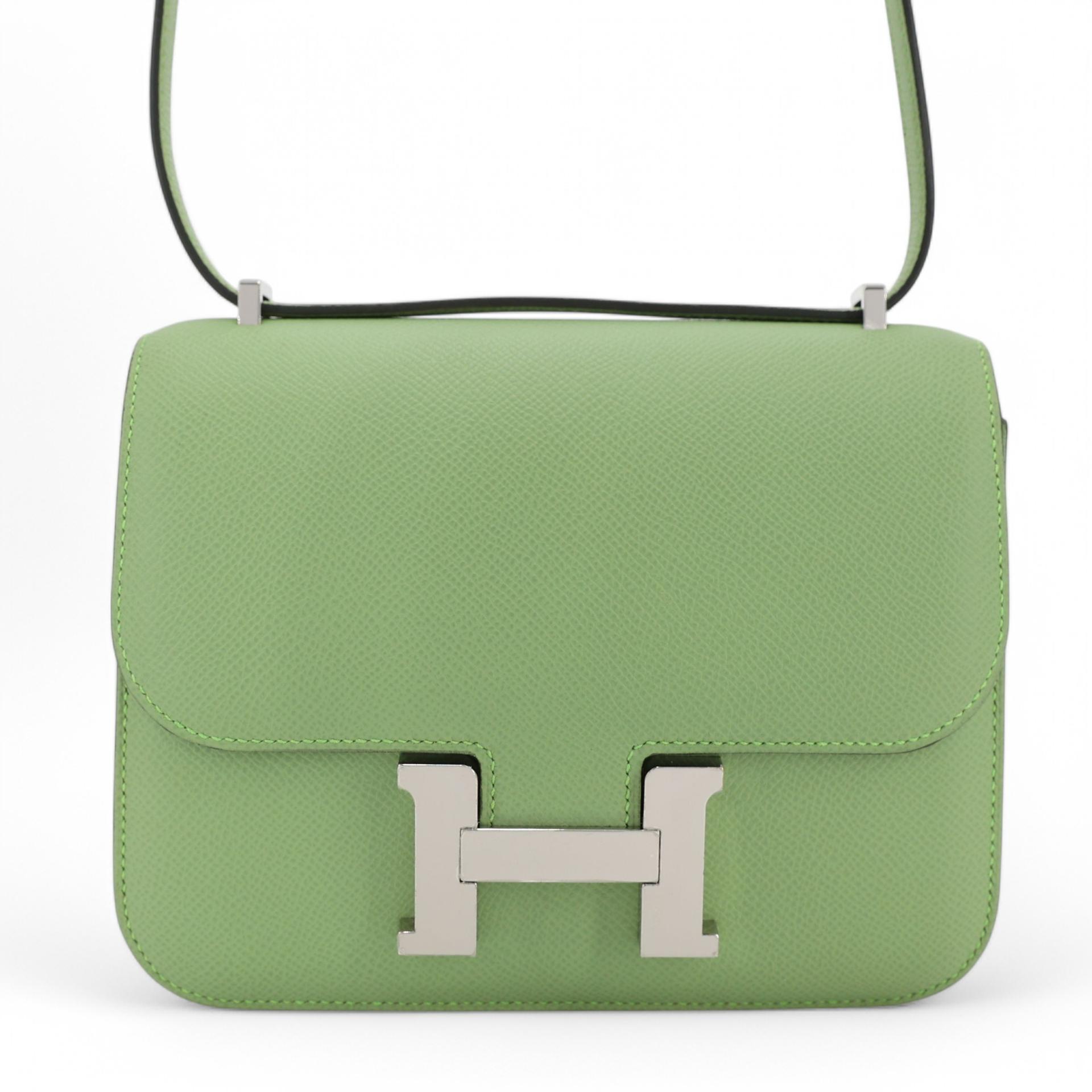 Excellent ( Rank SA ) HERMÈS Constance Mini Vert Criquet (3I) Epsom Palladium hardware Y (2020) - 1