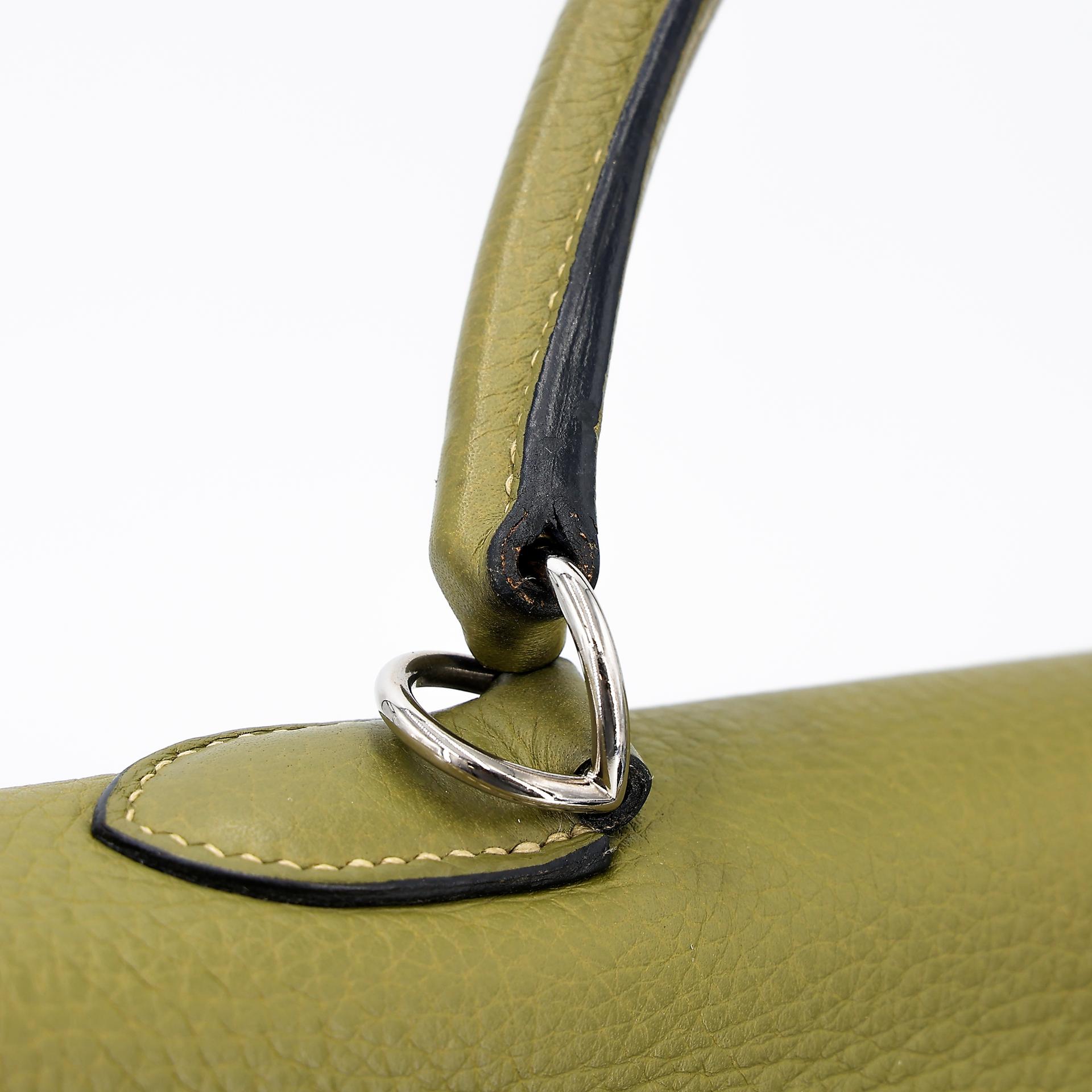 Good ( Rank AB) HERMÈS Kelly 35 Vert Anis (66) Clemence Palladium hardware Square J (2006) - 8