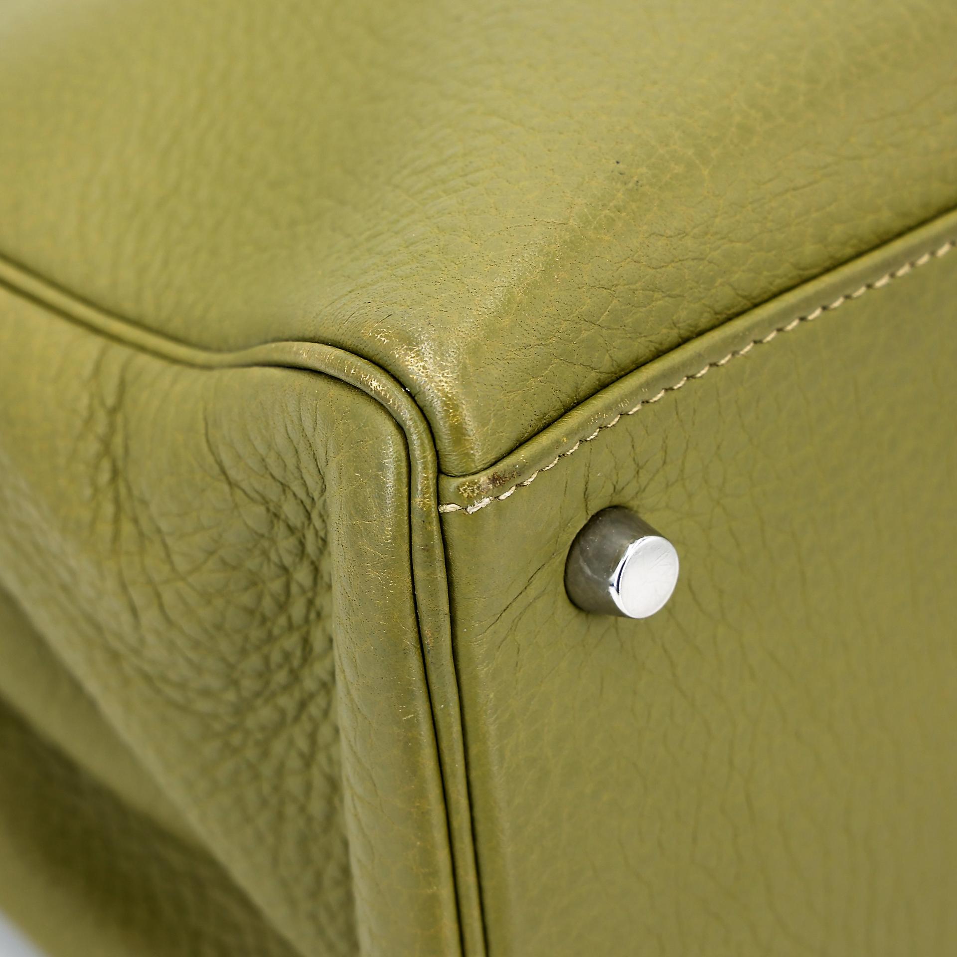 Good ( Rank AB) HERMÈS Kelly 35 Vert Anis (66) Clemence Palladium hardware Square J (2006) - 18