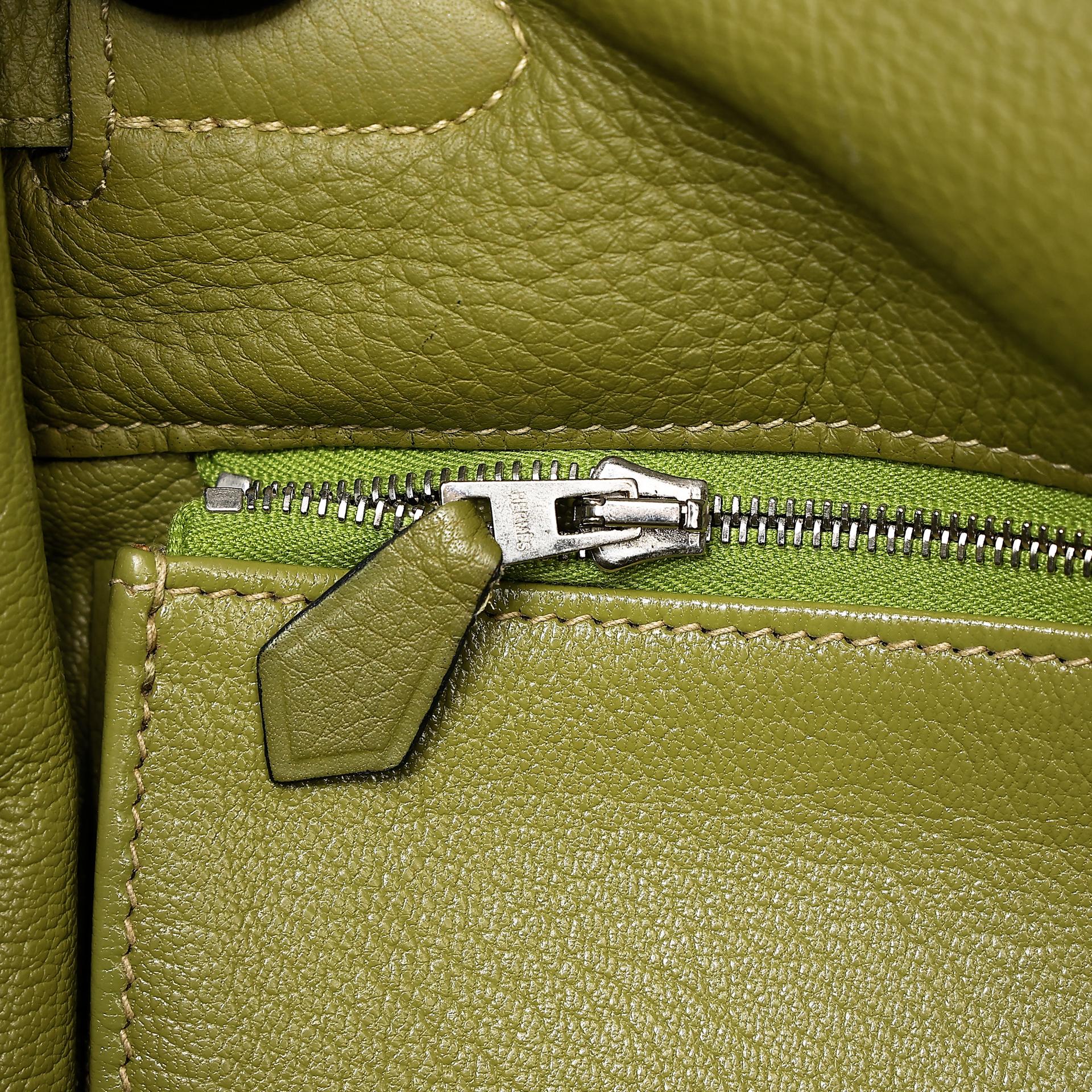 Good ( Rank AB) HERMÈS Kelly 35 Vert Anis (66) Clemence Palladium hardware Square J (2006) - 30
