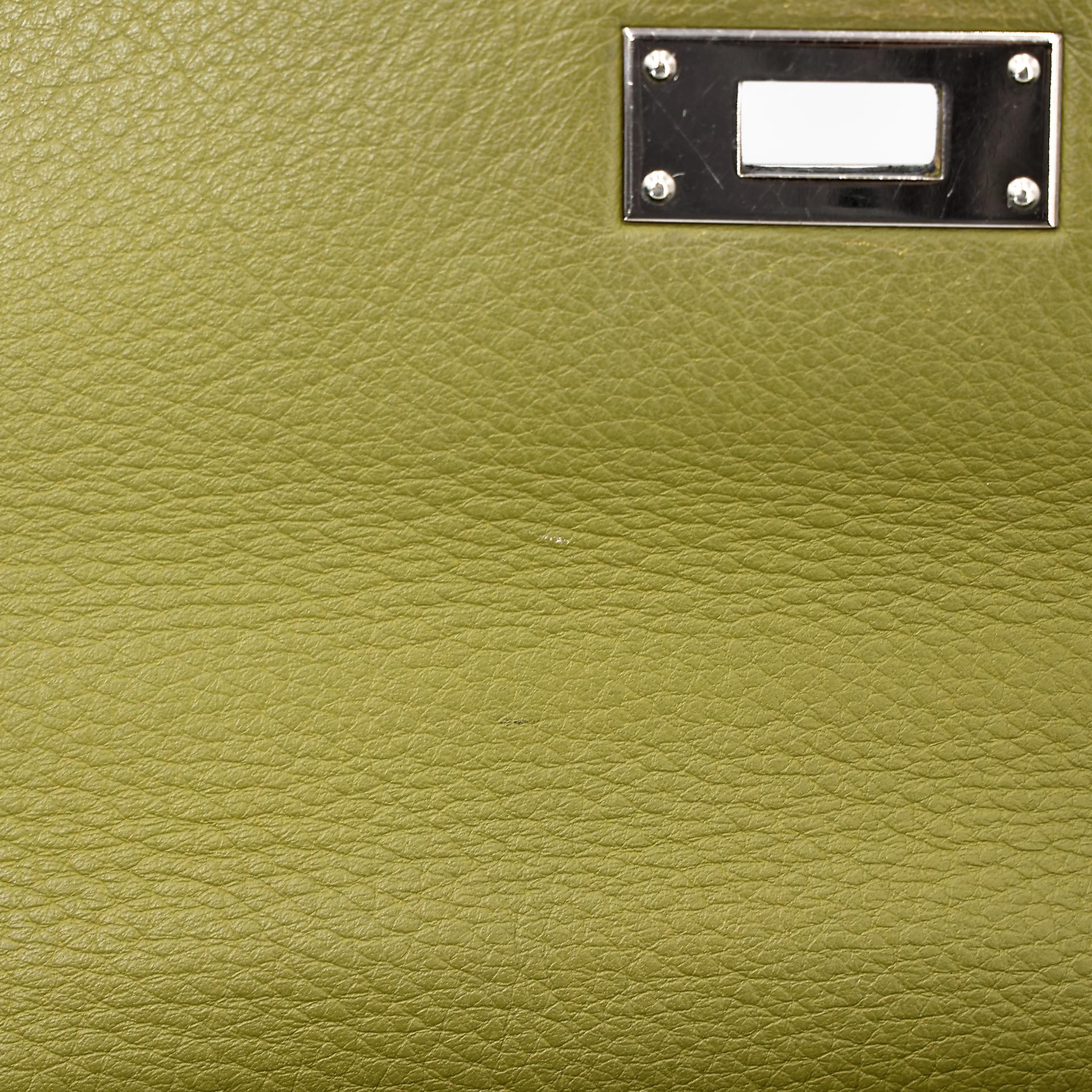 Good ( Rank AB) HERMÈS Kelly 35 Vert Anis (66) Clemence Palladium hardware Square J (2006) - 34