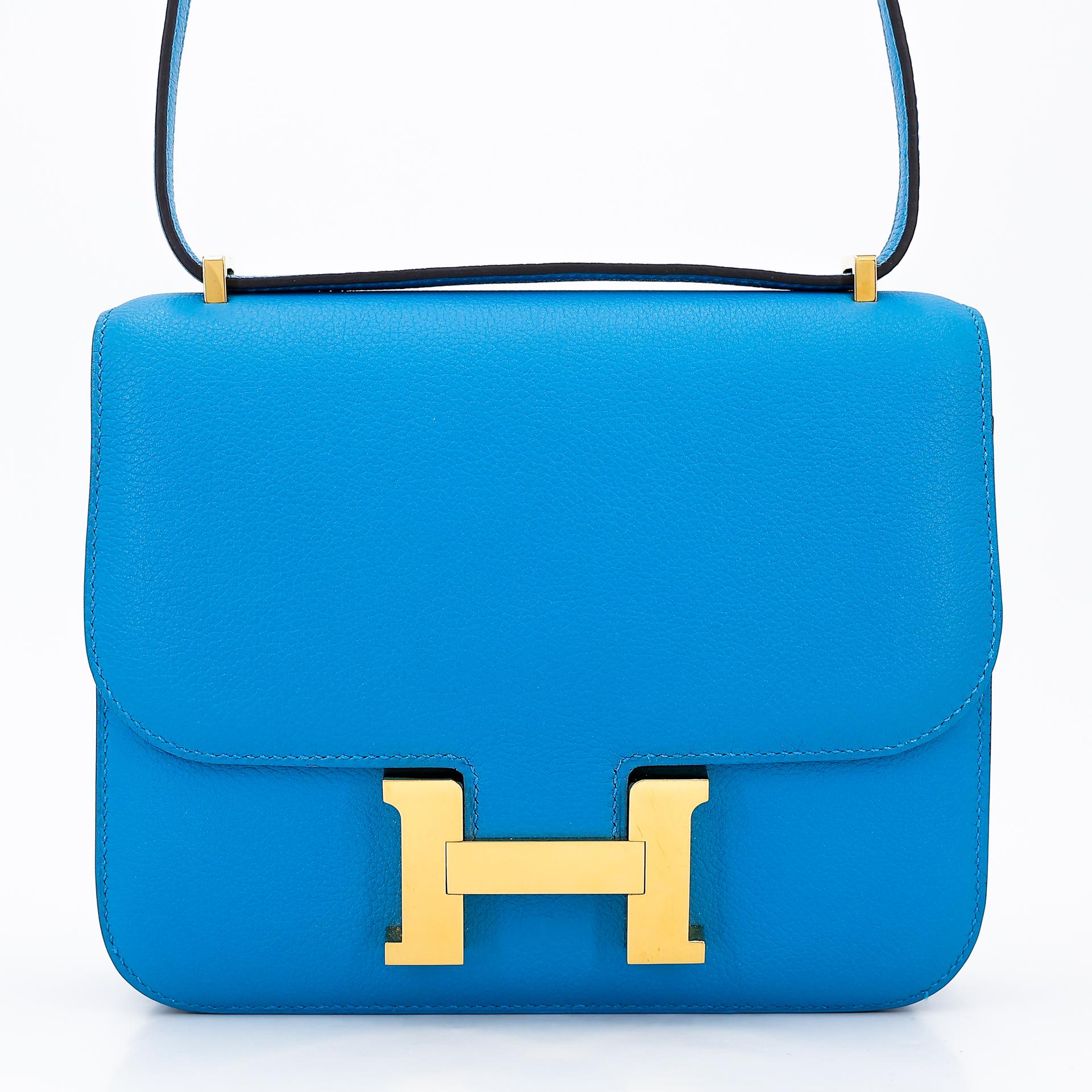 Very Good ( Rank A) HERMÈS Constance Mini Bleu Zanzibar (B3) Evercolor Gold hardware A (2017) - 1