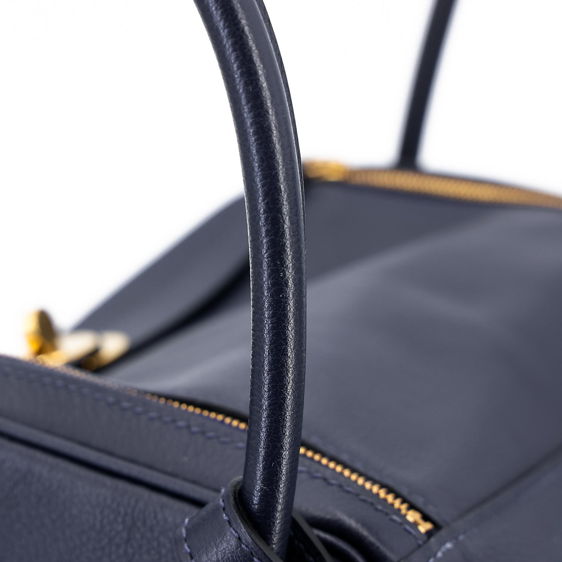 Very Good ( Rank A) HERMÈS Lindy 26 Bleu Nuit (2Z) Evercolor Gold hardware U (2022) - 7