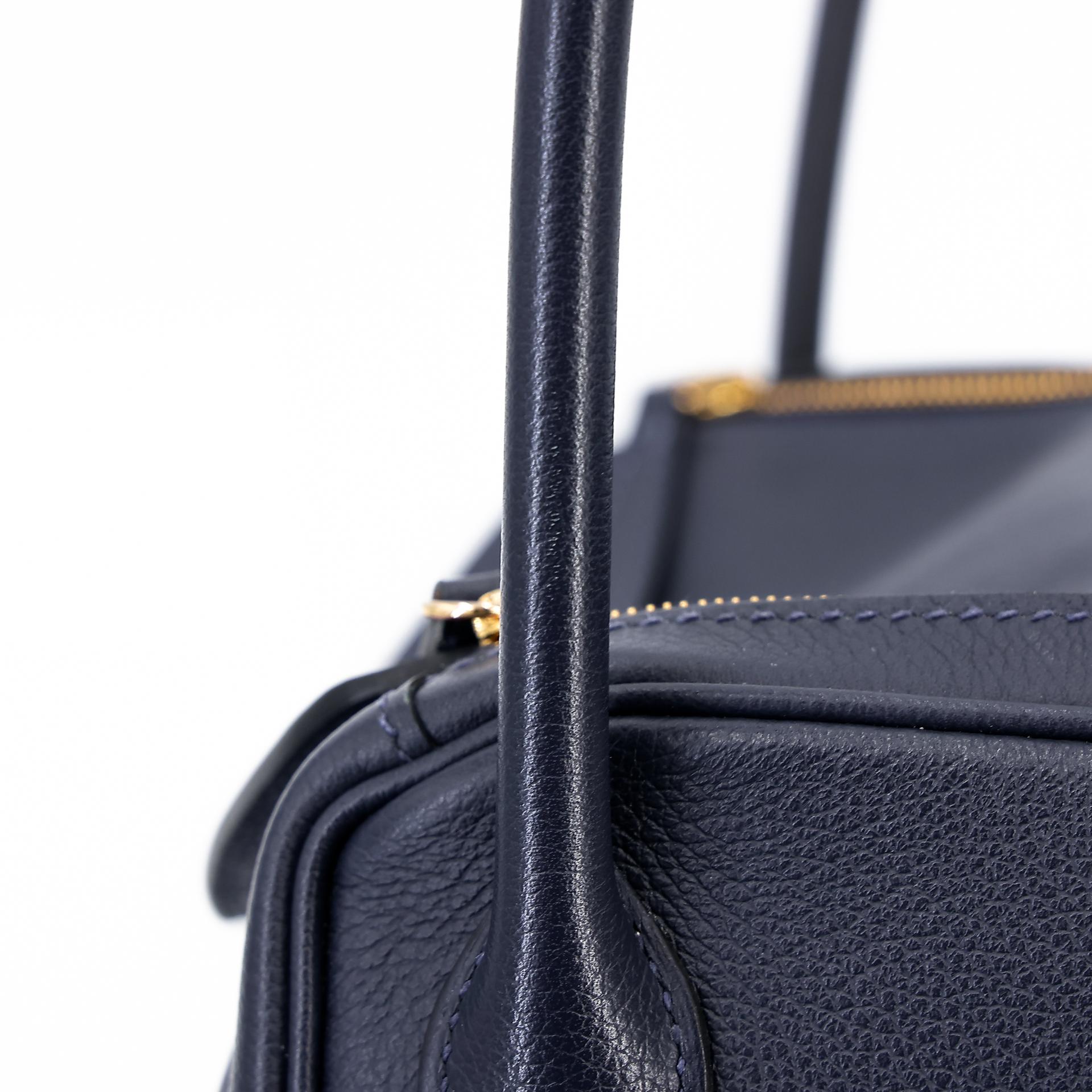 Very Good ( Rank A) HERMÈS Lindy 26 Bleu Nuit (2Z) Evercolor Gold hardware U (2022) - 8