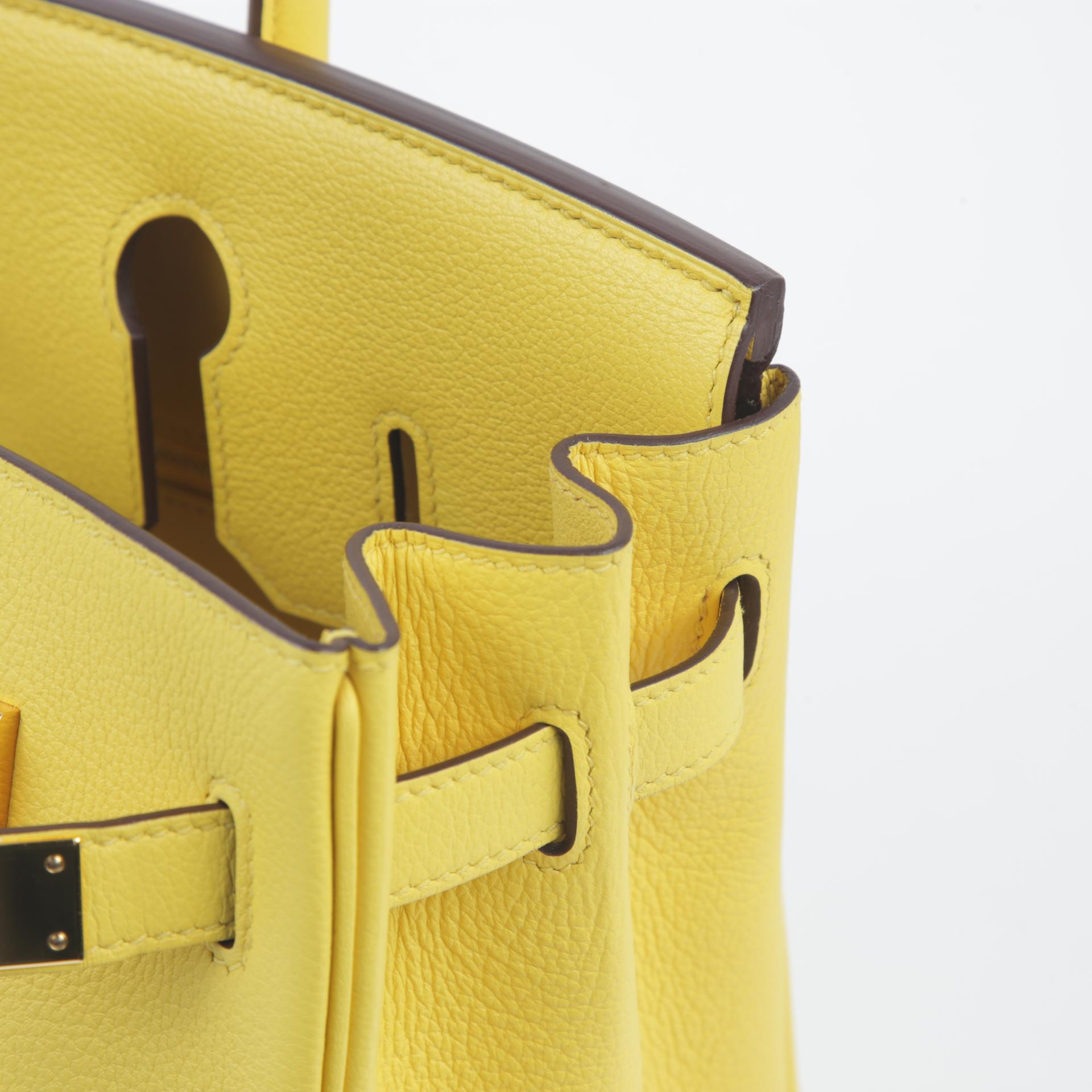 Very Good ( Rank A) HERMÈS Birkin 30 Jaune de Naples (9O) Taurillion Novillo Gold hardware D (2019) - 11