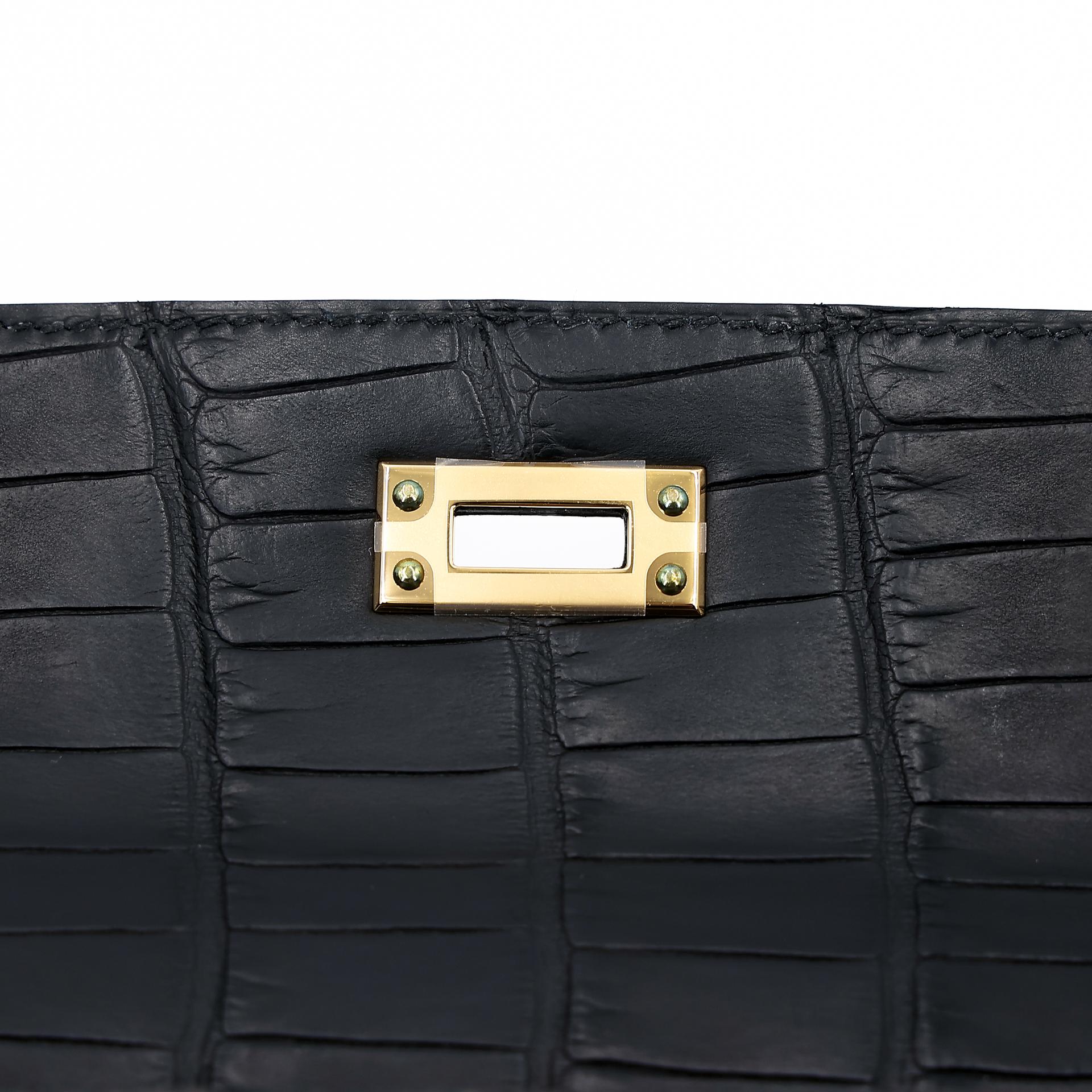 Unused ( Rank NS ) HERMÈS Kelly 25 Black (89) Matte Alligator Gold hardware Y (2020) - 13