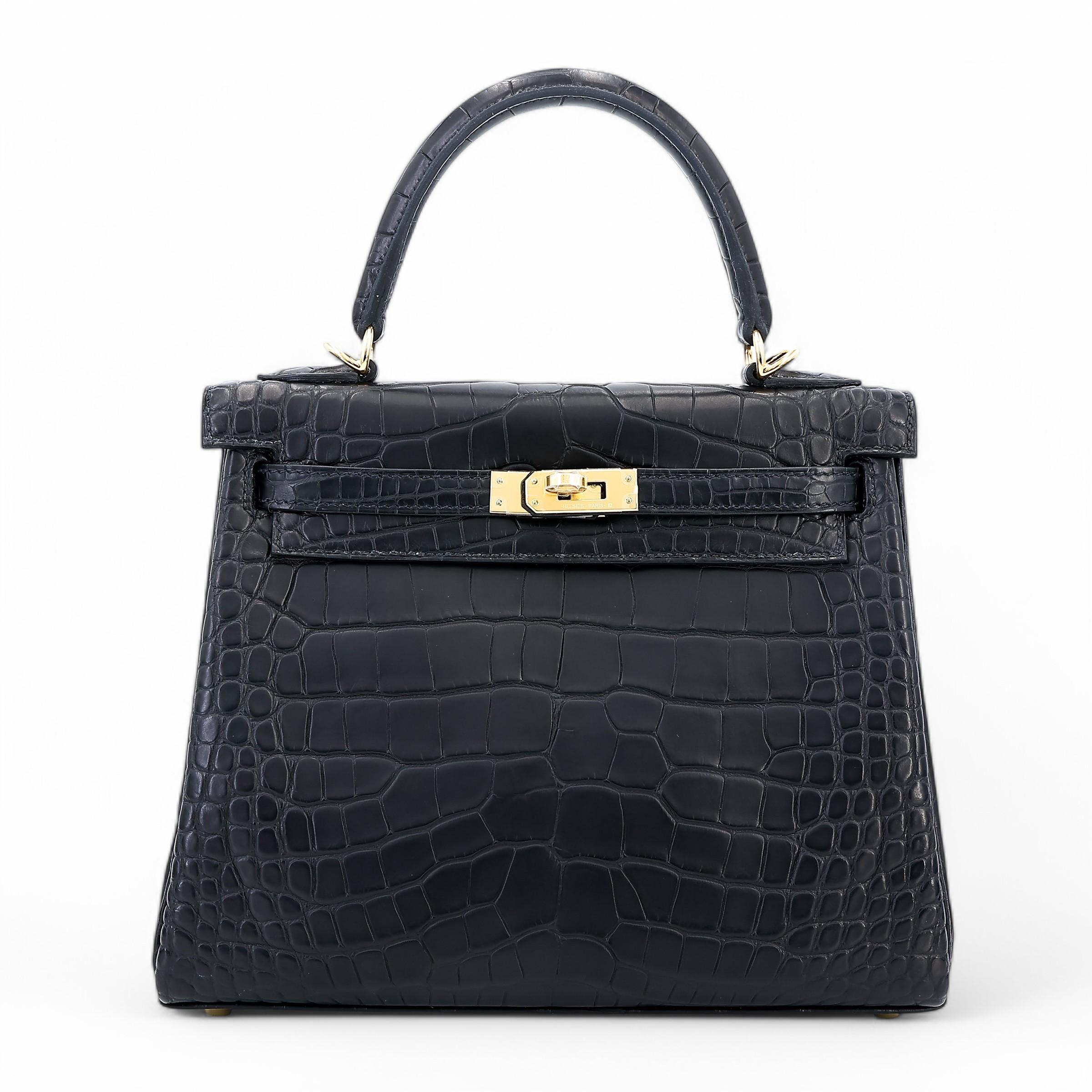 Kelly 25 Black (89)