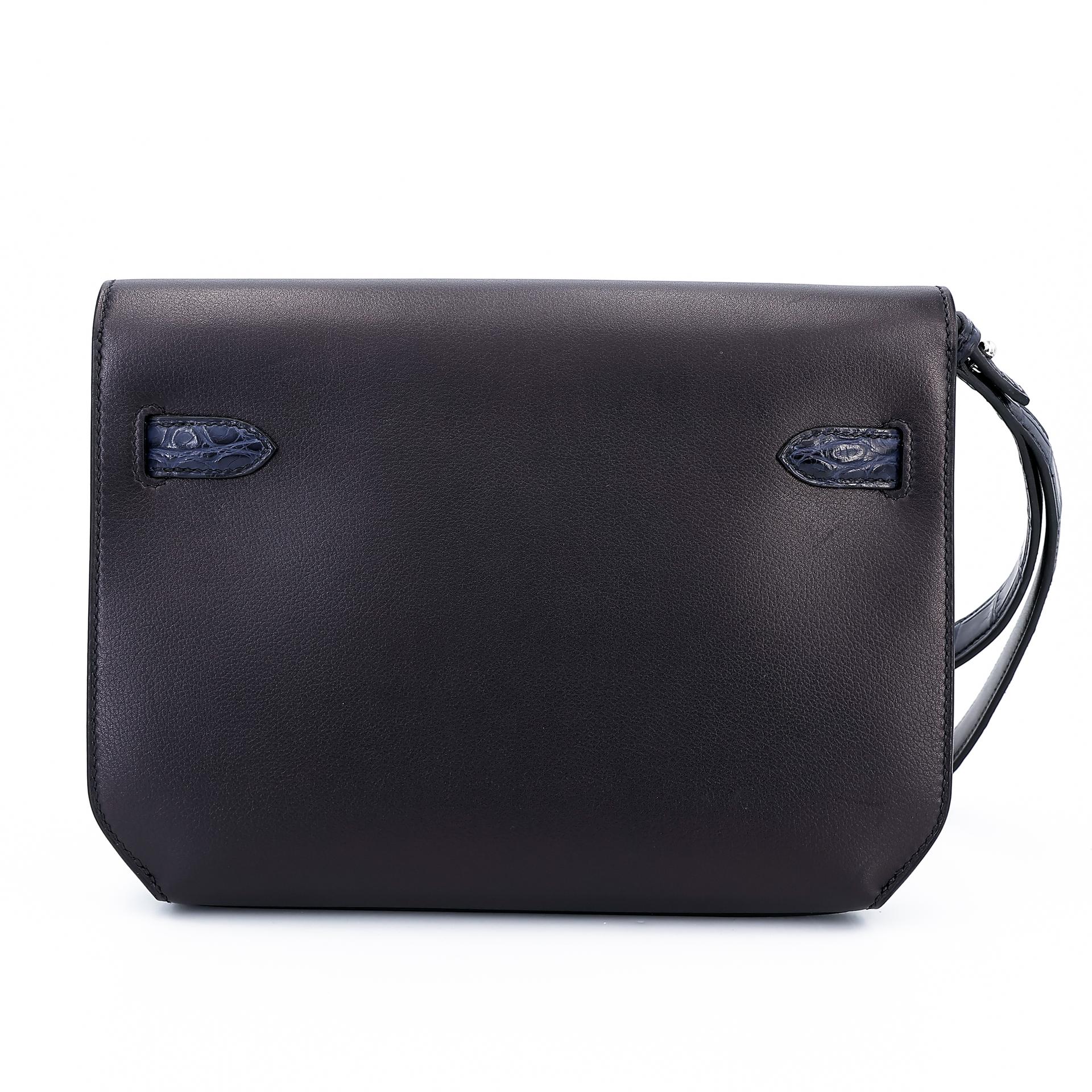 Excellent ( Rank SA ) HERMÈS Kelly depeches 25 Touch Bleu Nuit (2Z) Evergrain Matte Alligator Palladium hardware Z (2021) - 2