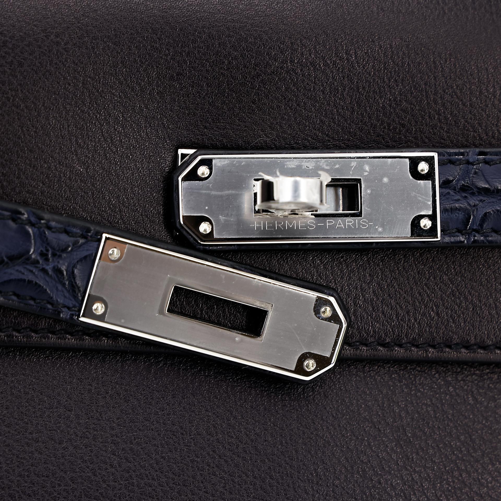 Excellent ( Rank SA ) HERMÈS Kelly depeches 25 Touch Bleu Nuit (2Z) Evergrain Matte Alligator Palladium hardware Z (2021) - 10