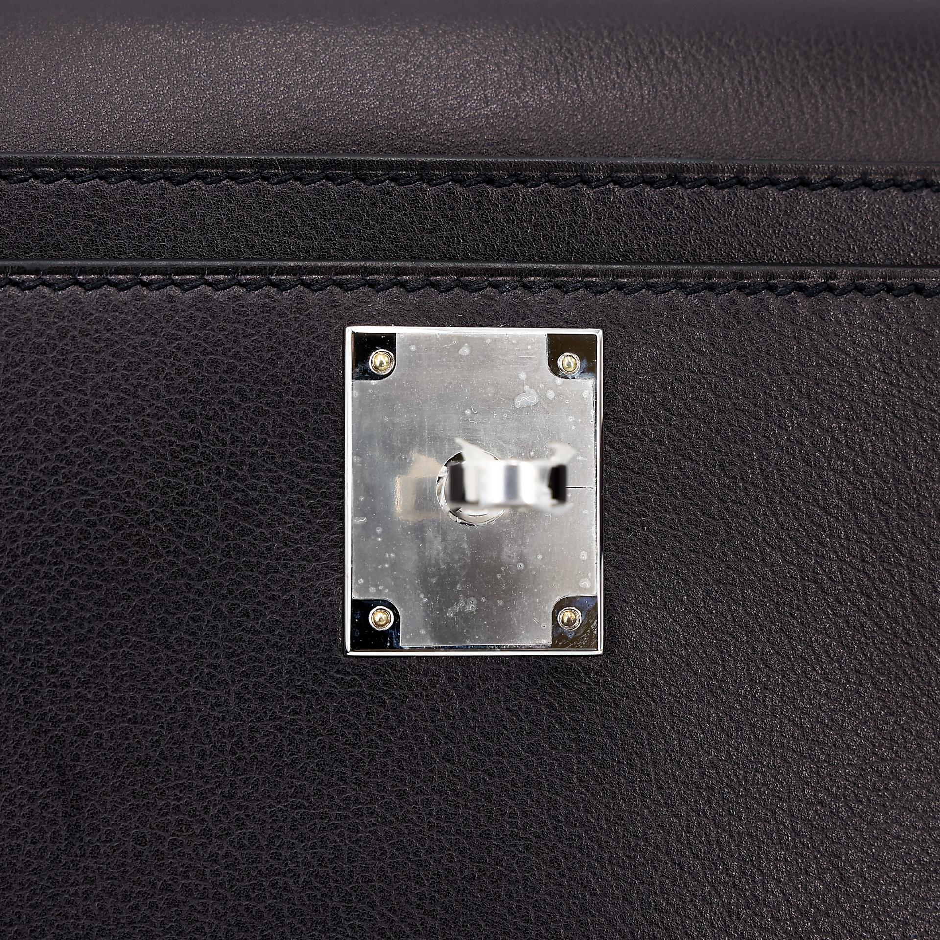 Excellent ( Rank SA ) HERMÈS Kelly depeches 25 Touch Bleu Nuit (2Z) Evergrain Matte Alligator Palladium hardware Z (2021) - 21