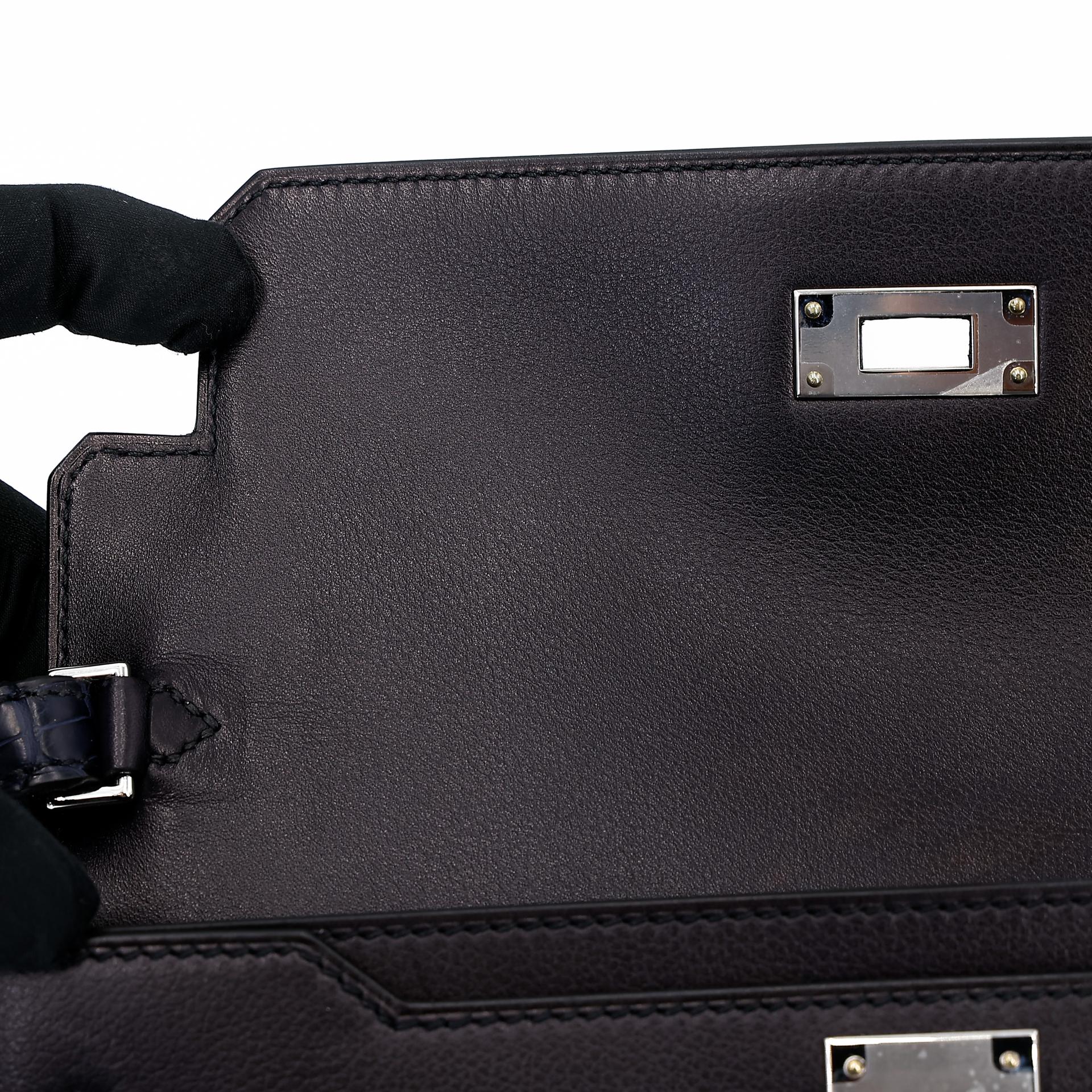 Excellent ( Rank SA ) HERMÈS Kelly depeches 25 Touch Bleu Nuit (2Z) Evergrain Matte Alligator Palladium hardware Z (2021) - 25