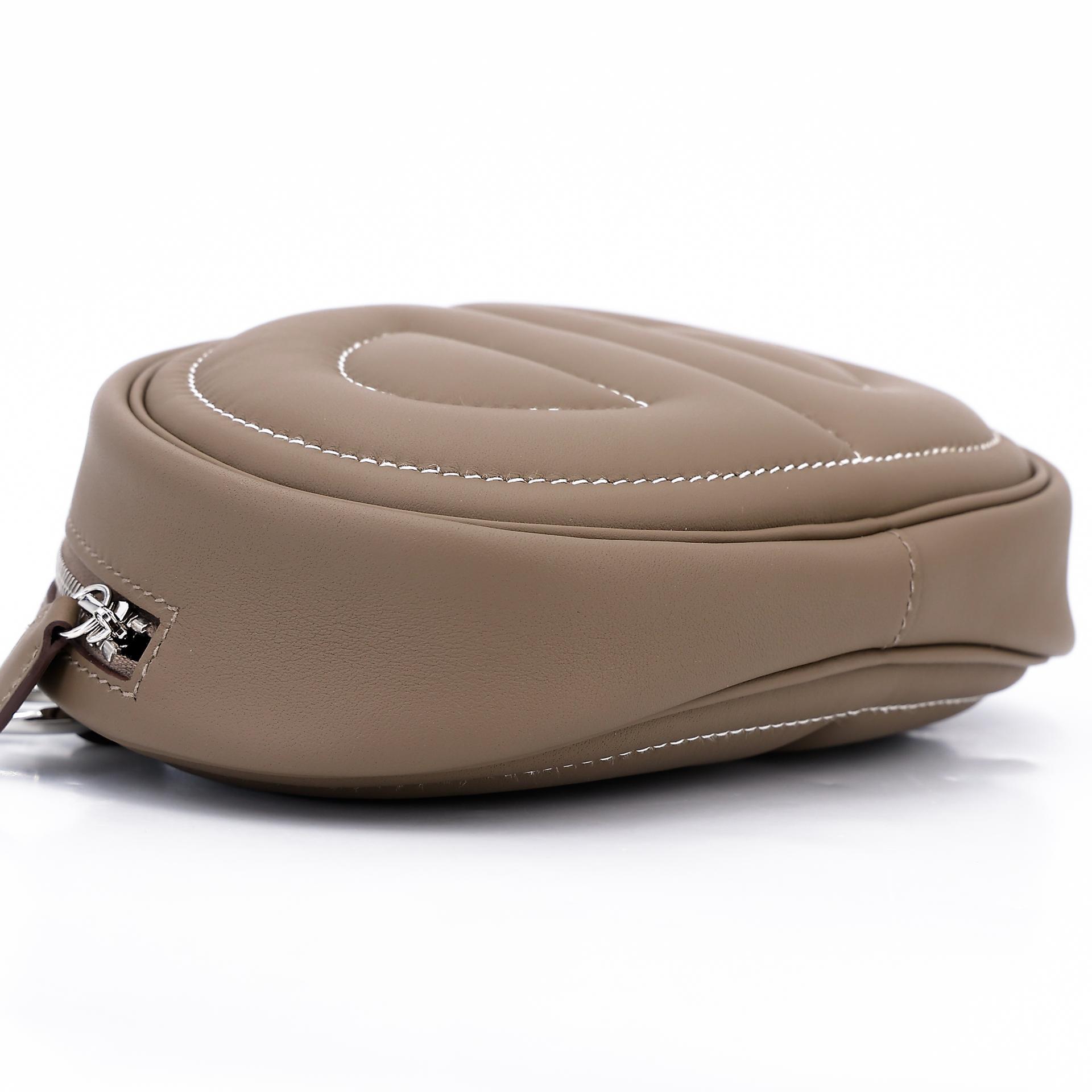 Unused ( Rank NS ) HERMÈS In-The-Loop belt bag Etoupe (18) Swift Palladium hardware W (2024) - 4