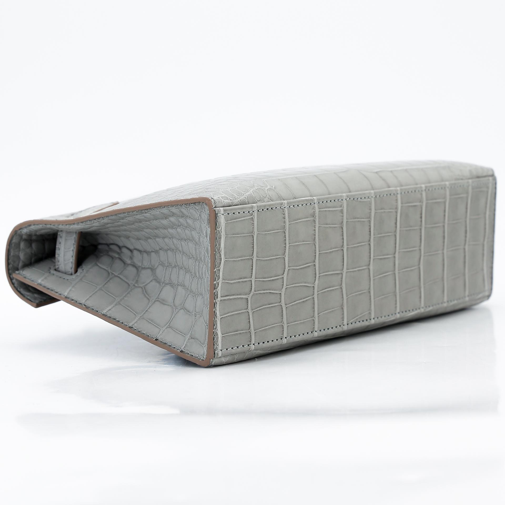 Unused ( Rank NS ) HERMÈS Kelly Pochette Gris Perle (80) Matte Alligator Palladium hardware W (2024) - 7