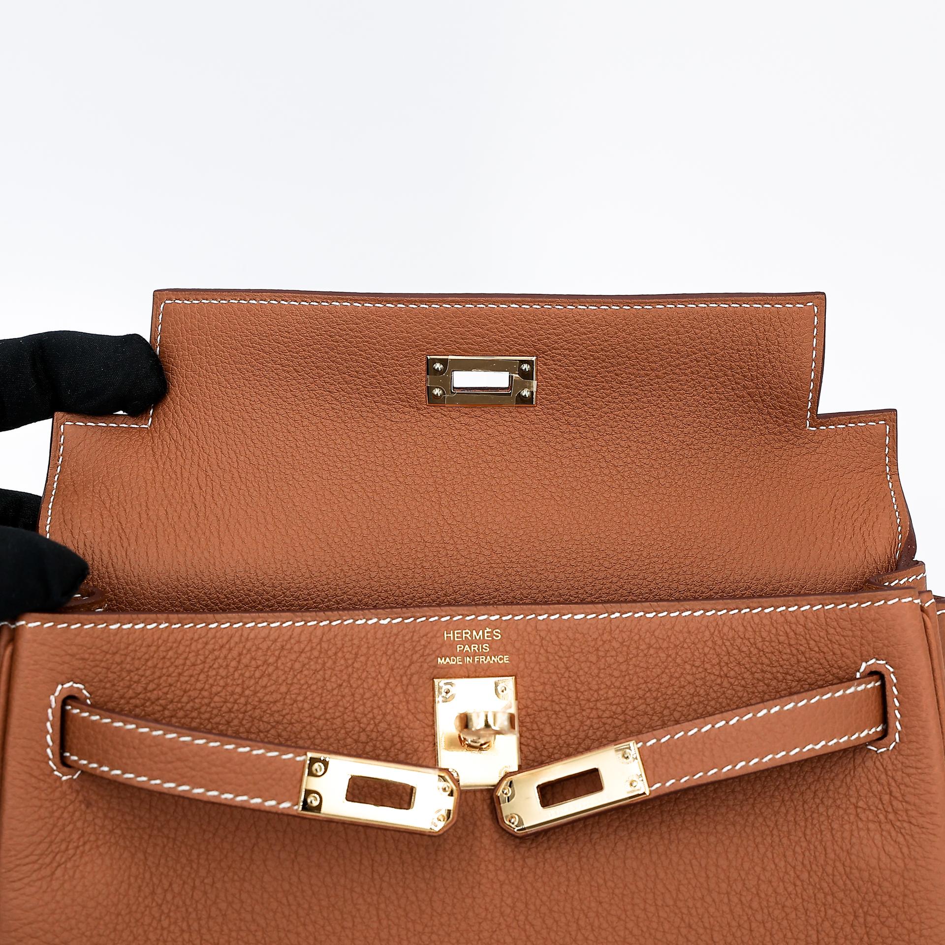 Brand New ( Rank N ) HERMÈS Kelly 25 Gold (37) Togo Gold hardware W (2024) - 11
