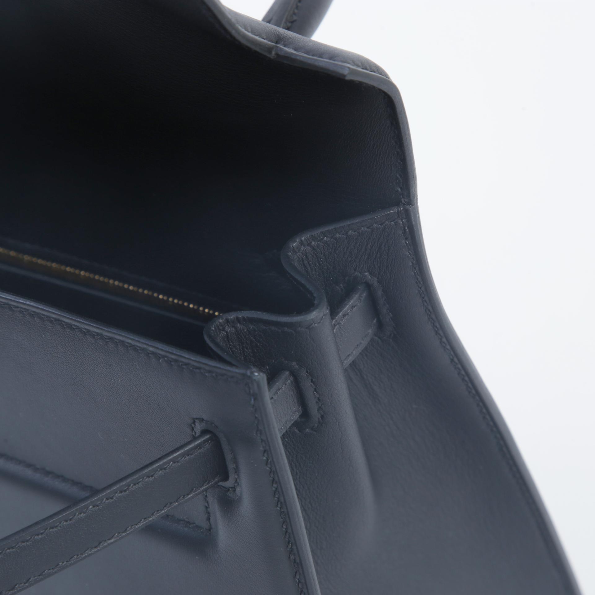 Excellent ( Rank SA ) HERMÈS Limited Edition Kelly 25 Padded Sellier Black (89) Swift Gold hardware U (2022) - 11