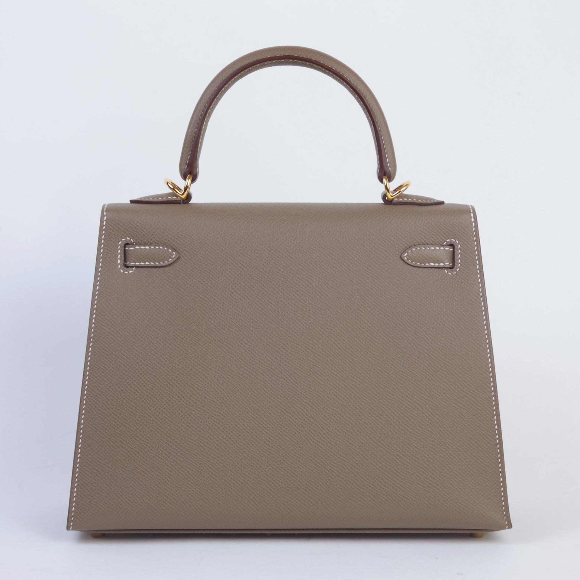 Unused ( Rank NS ) HERMÈS Kelly 25 Sellier Etoupe (18) Epsom Gold hardware W (2024) - 2