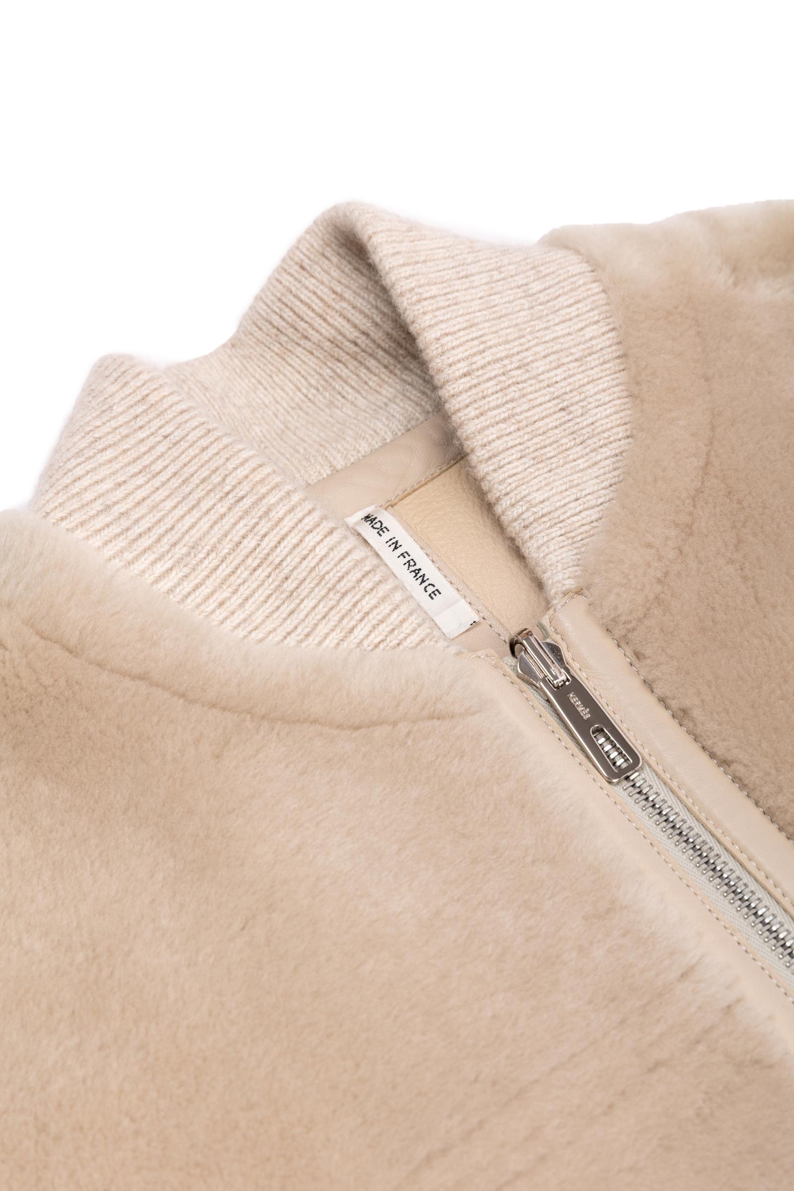 Excellent ( Rank SA ) HERMÈS Reversible Lambskin Shearling Coat Beige - 3