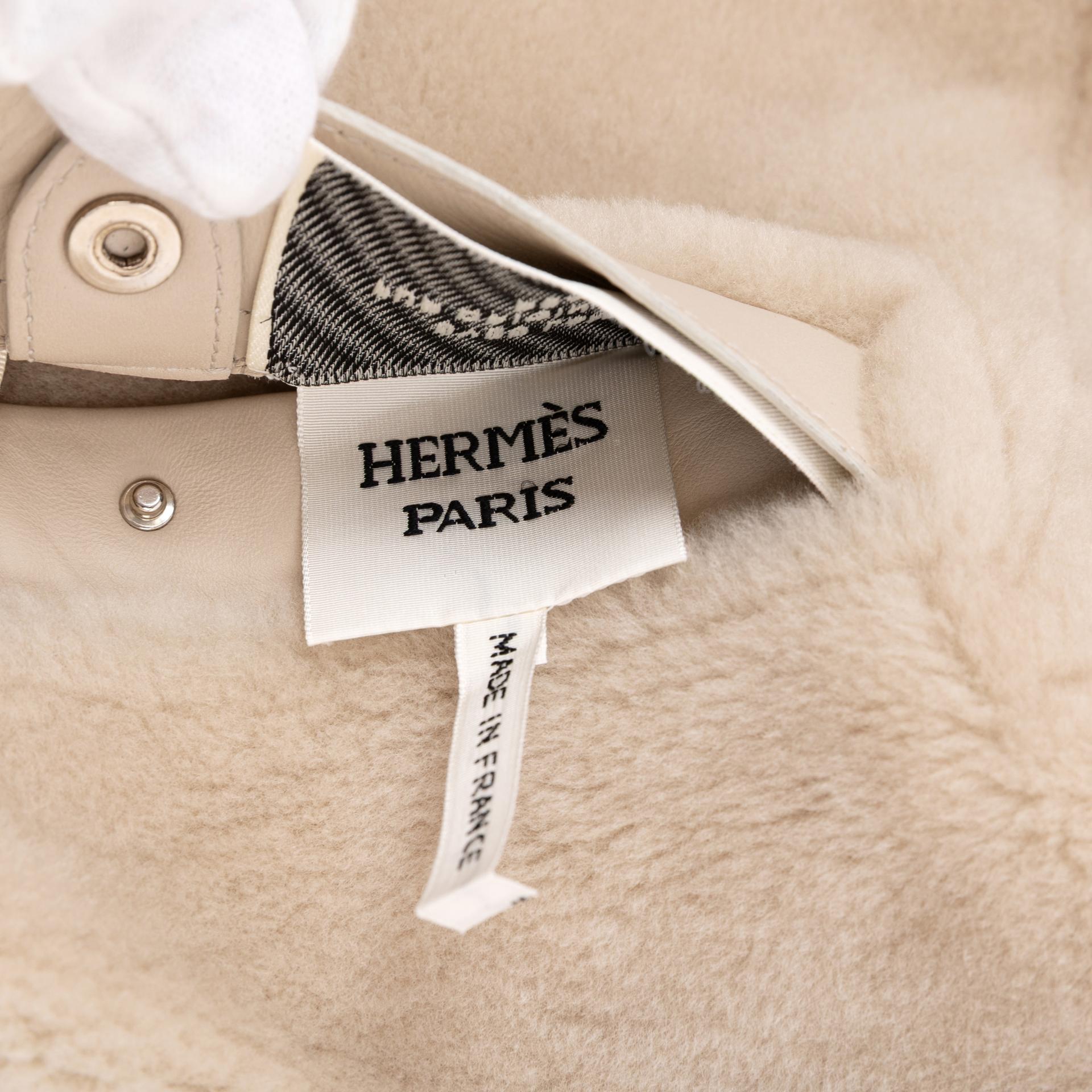 Excellent ( Rank SA ) HERMÈS Reversible Lambskin Shearling Coat Beige - 6