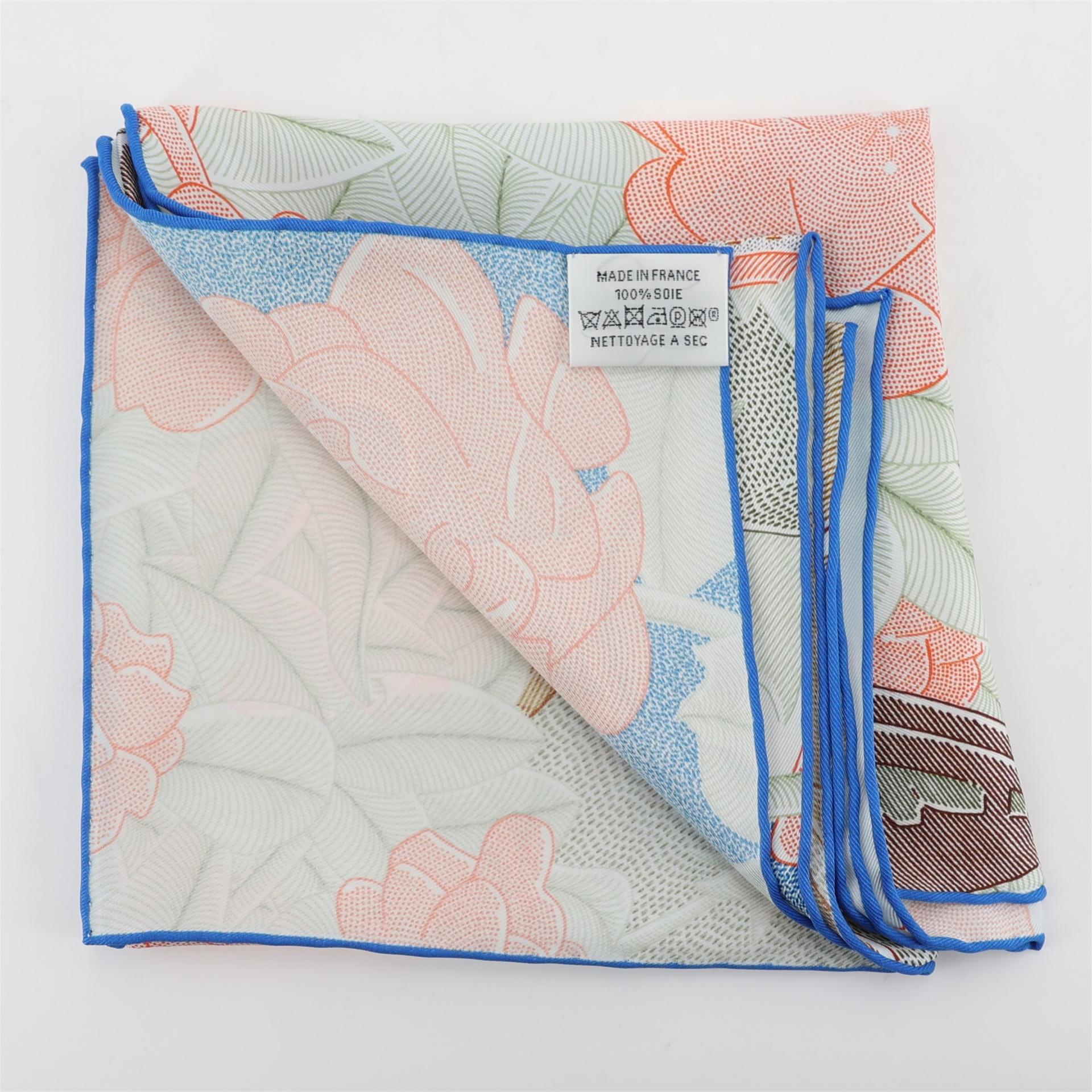 Brand New ( Rank N ) HERMÈS Carre 70 scarf Ivresse Au Vent Brown Beige Pink Blue Silk - 3