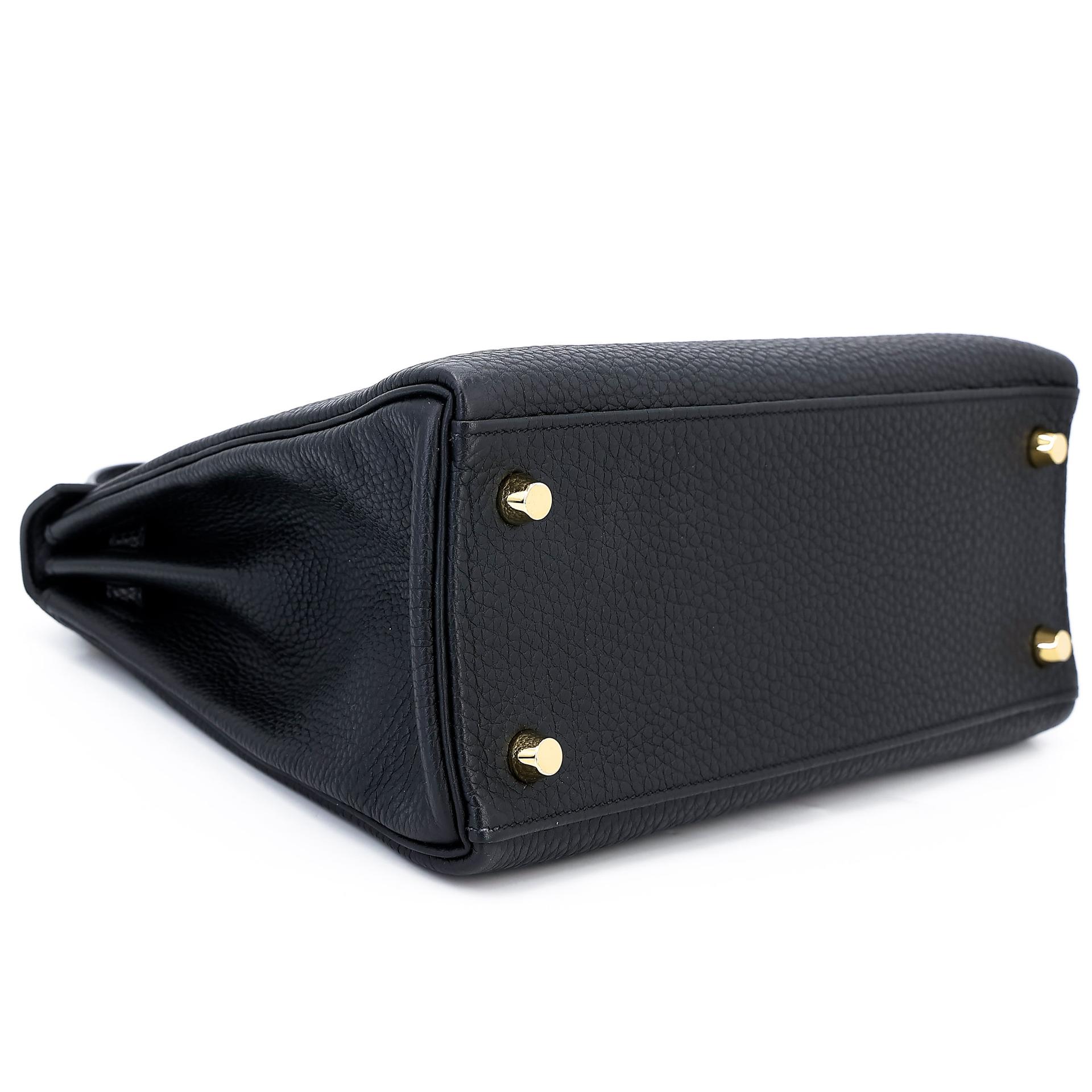 Very Good ( Rank A) HERMÈS Kelly 25 Touch Black (89) Togo Lizard Gold hardware Z (2021) - 9