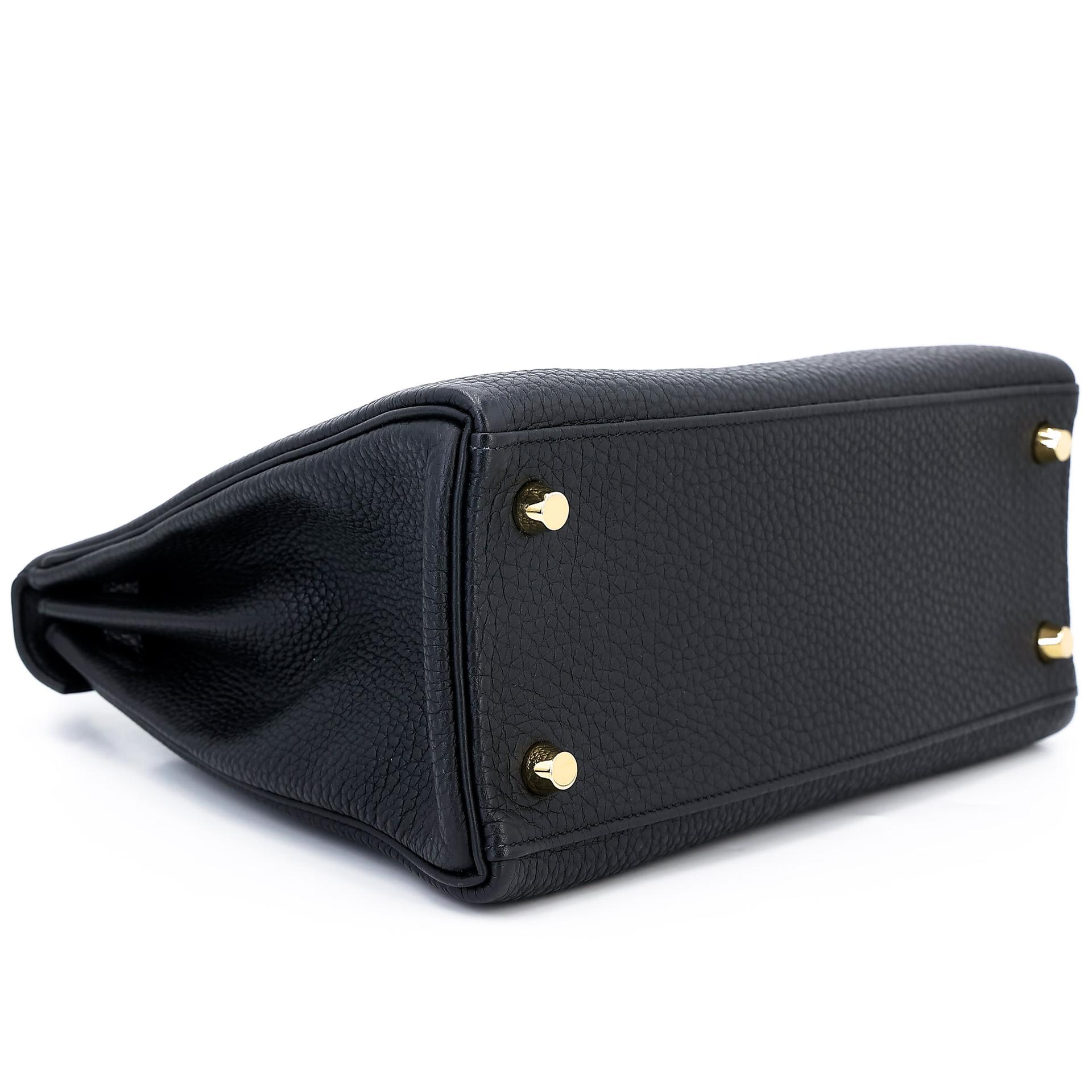 Very Good ( Rank A) HERMÈS Kelly 25 Touch Black (89) Togo Lizard Gold hardware Z (2021) - 11