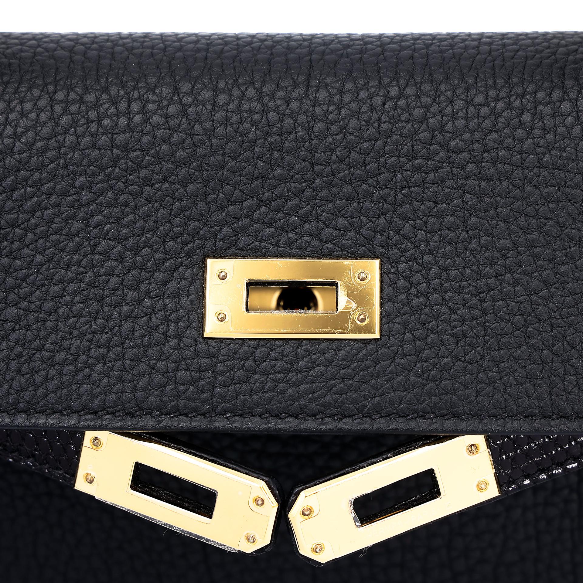 Very Good ( Rank A) HERMÈS Kelly 25 Touch Black (89) Togo Lizard Gold hardware Z (2021) - 14