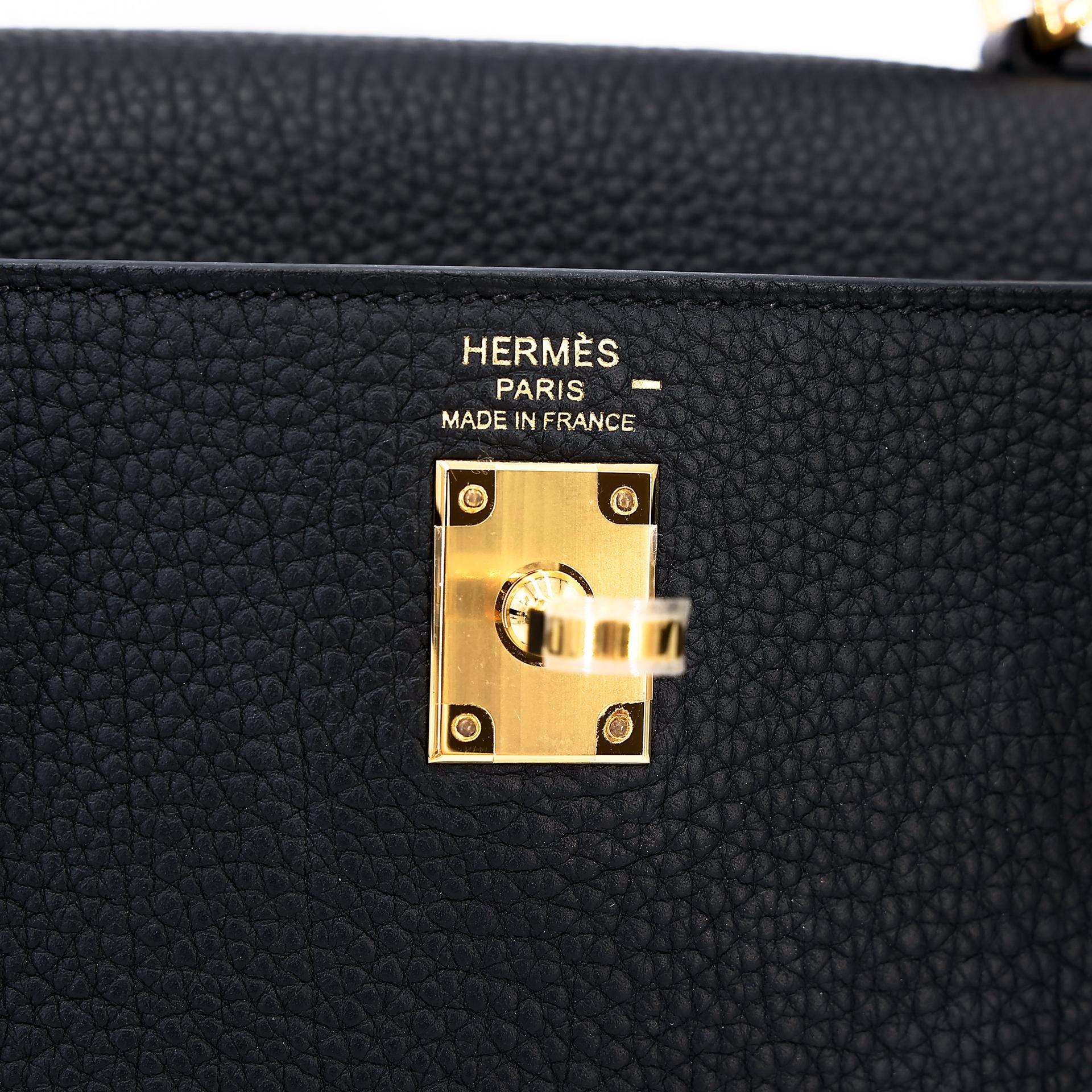 Very Good ( Rank A) HERMÈS Kelly 25 Touch Black (89) Togo Lizard Gold hardware Z (2021) - 16