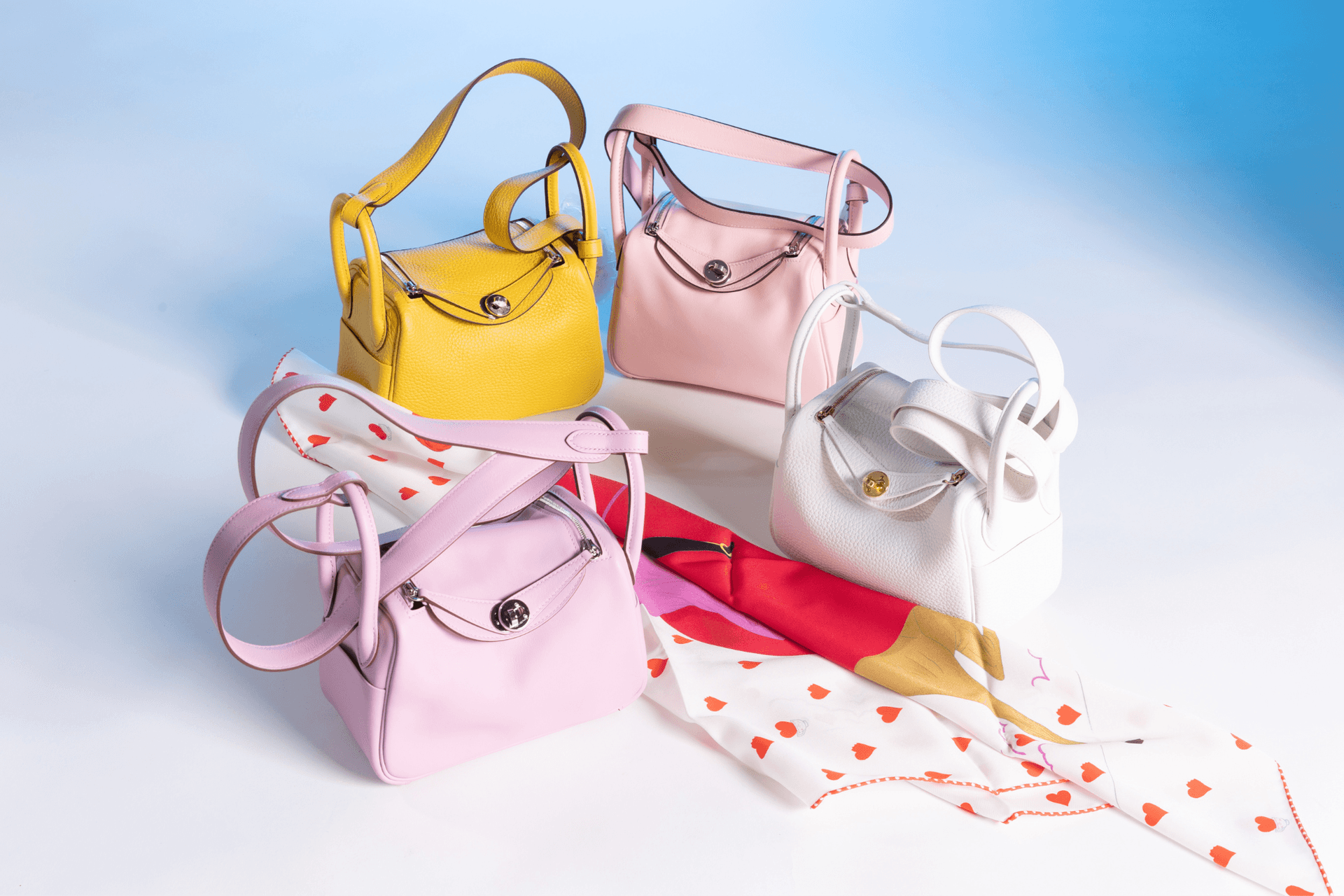 Top 5 Hermès Bags for Summer: Elegant Picks That Shine in Light Colors & Breezy Looks