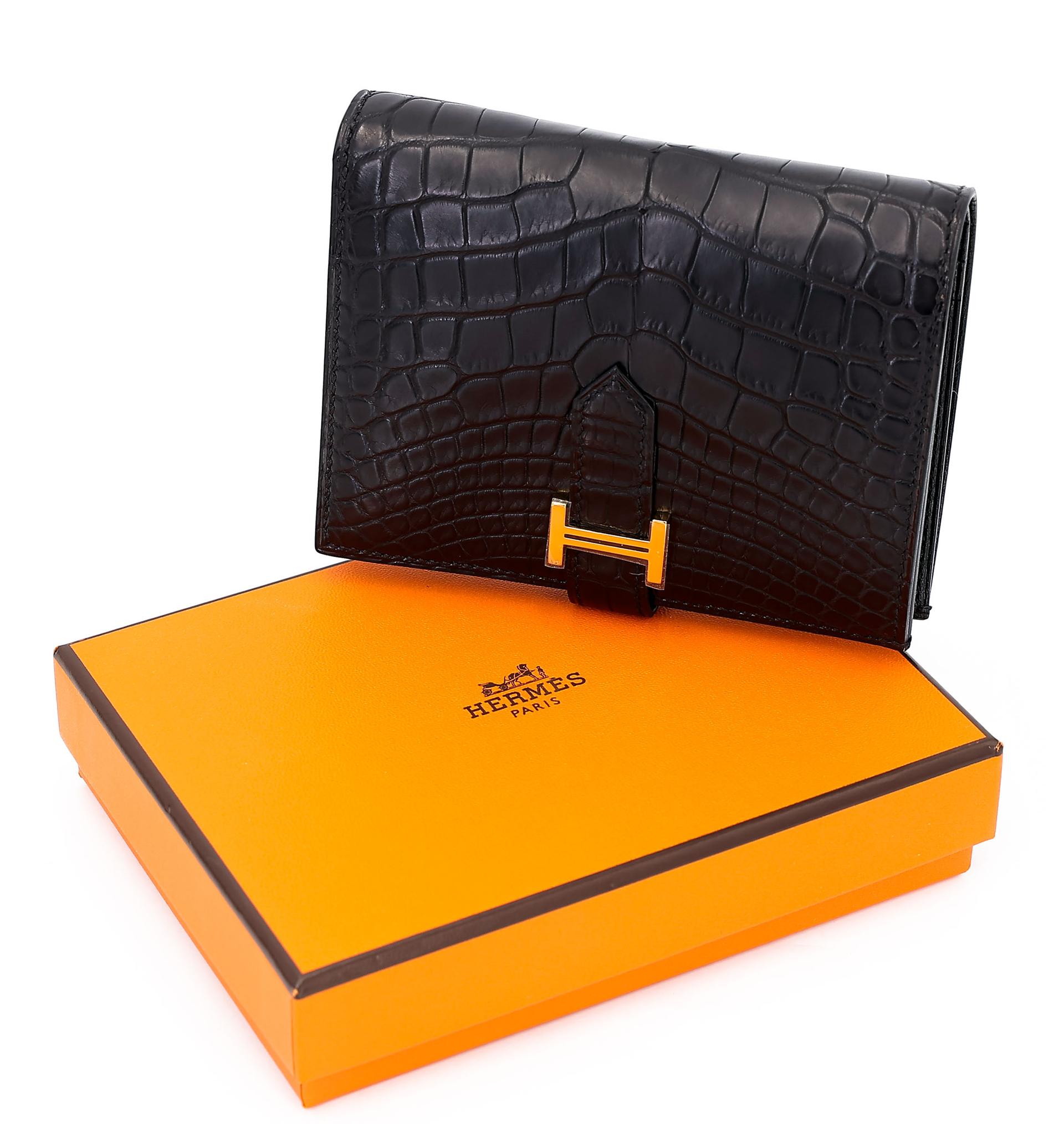 Brand New ( Rank N ) HERMÈS Bearn Compact wallet Noir (89) Matte Alligator Gold hardware Z (2021) - 15