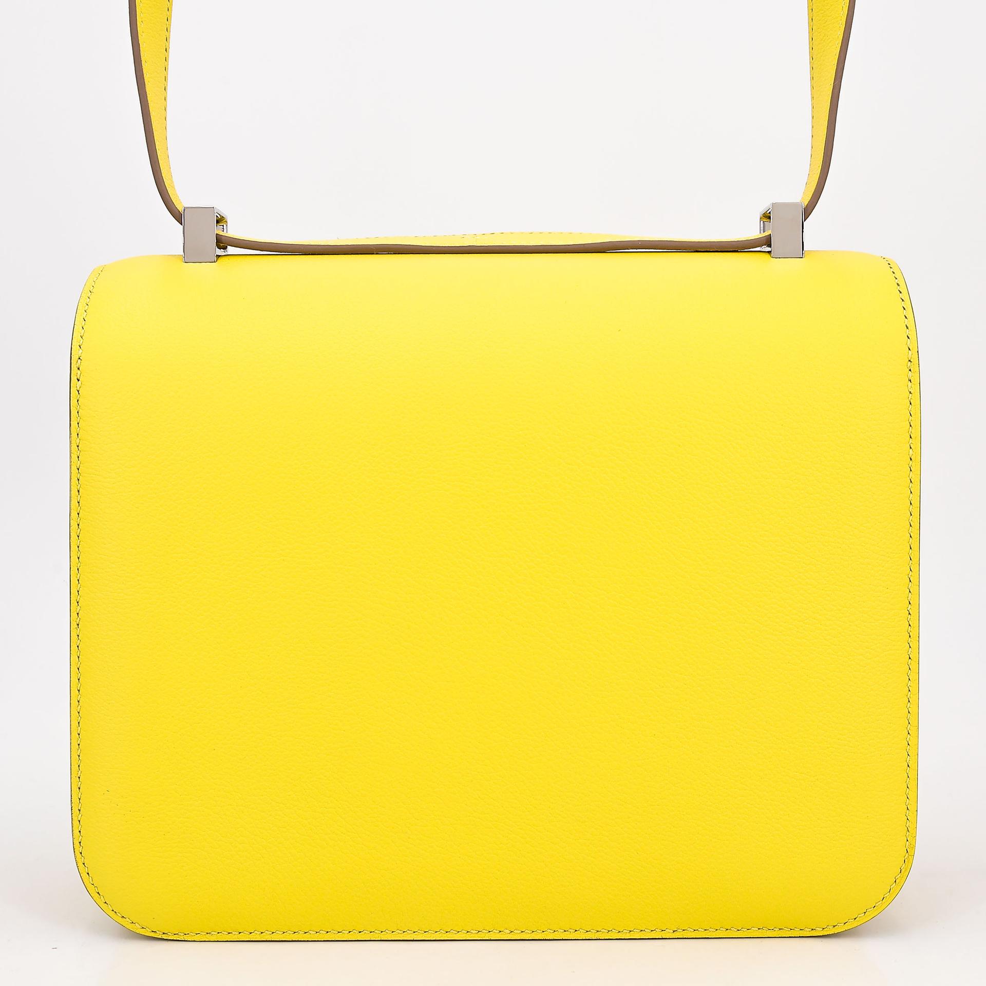 Unused ( Rank NS ) HERMÈS Constance 24 Lime (9R) Evercolor Palladium hardware D (2019) - 2