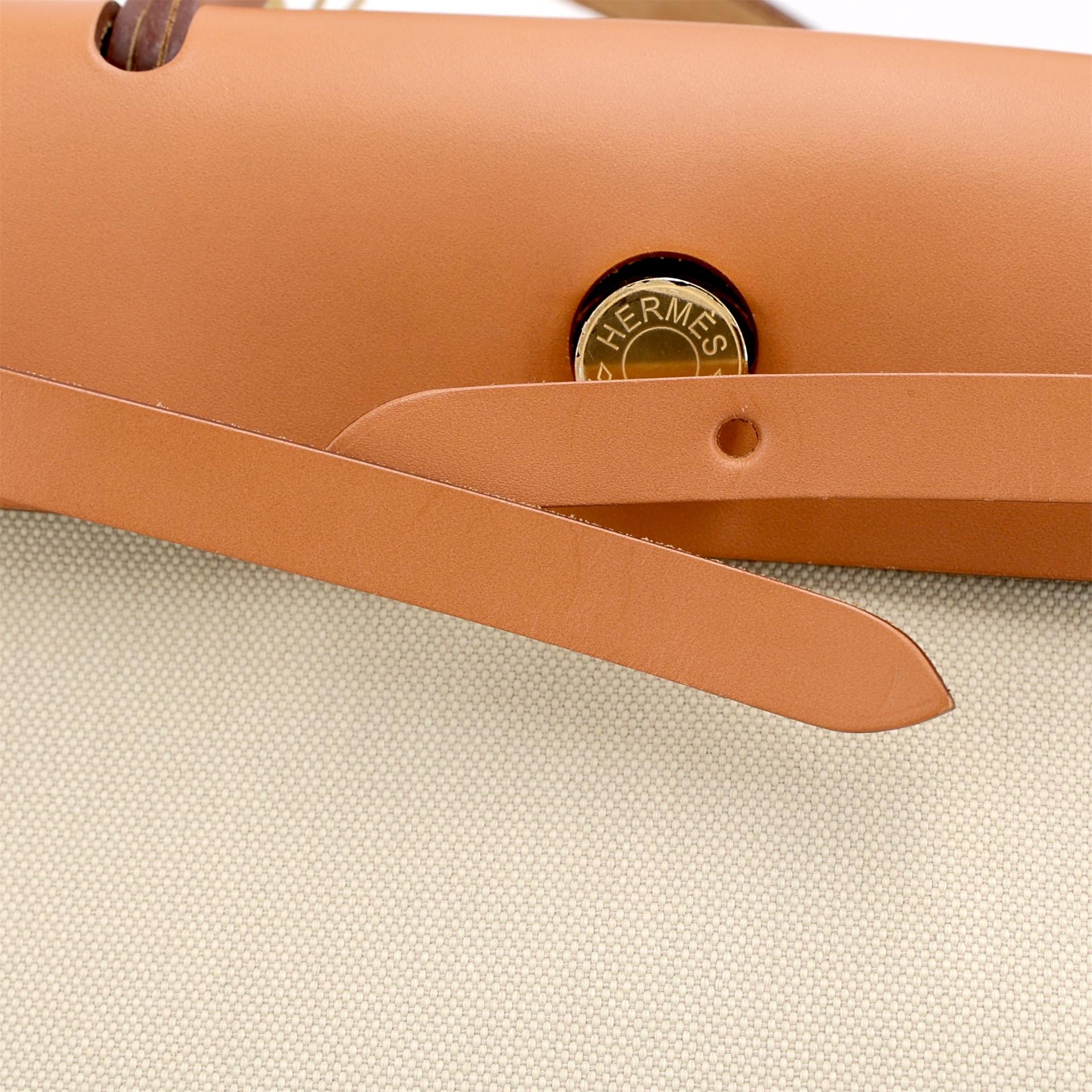 Unused ( Rank NS ) HERMÈS Herbag Zip 31 PM Natural (27) Vache Hunter Canvas Gold hardware Z (2021) - 15