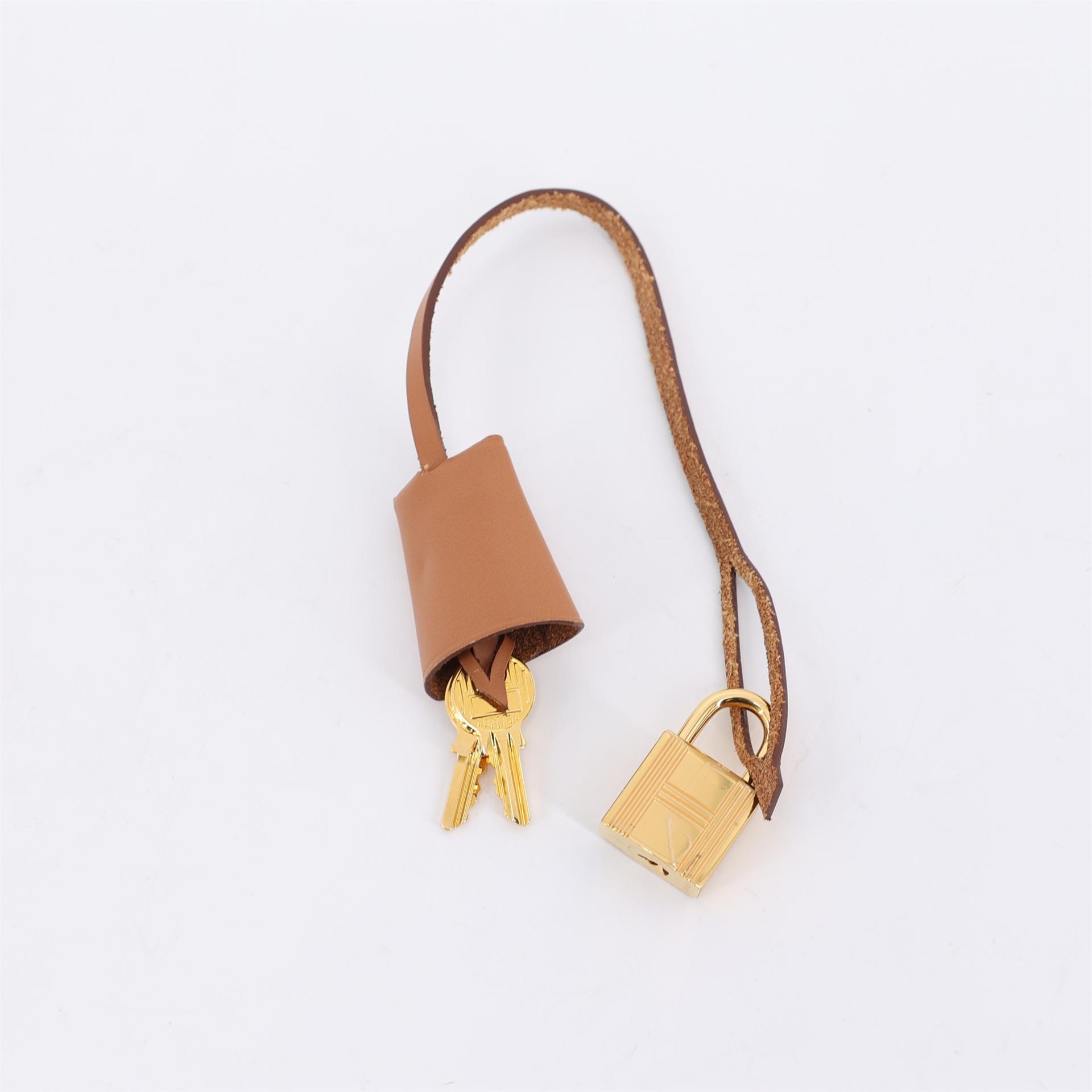 Unused ( Rank NS ) HERMÈS Herbag Zip 31 PM Natural (27) Vache Hunter Canvas Gold hardware Z (2021) - 28