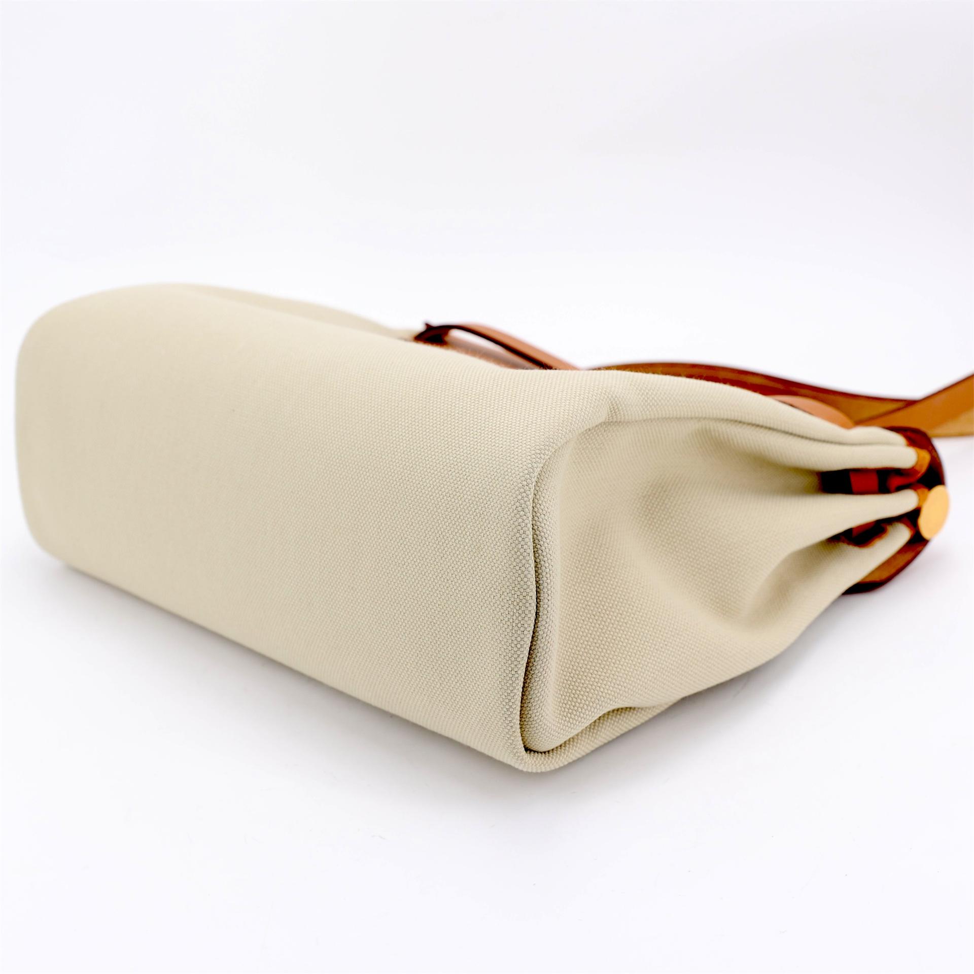 Unused ( Rank NS ) HERMÈS Herbag Zip 31 PM Natural (27) Vache Hunter Canvas Gold hardware Z (2021) - 8