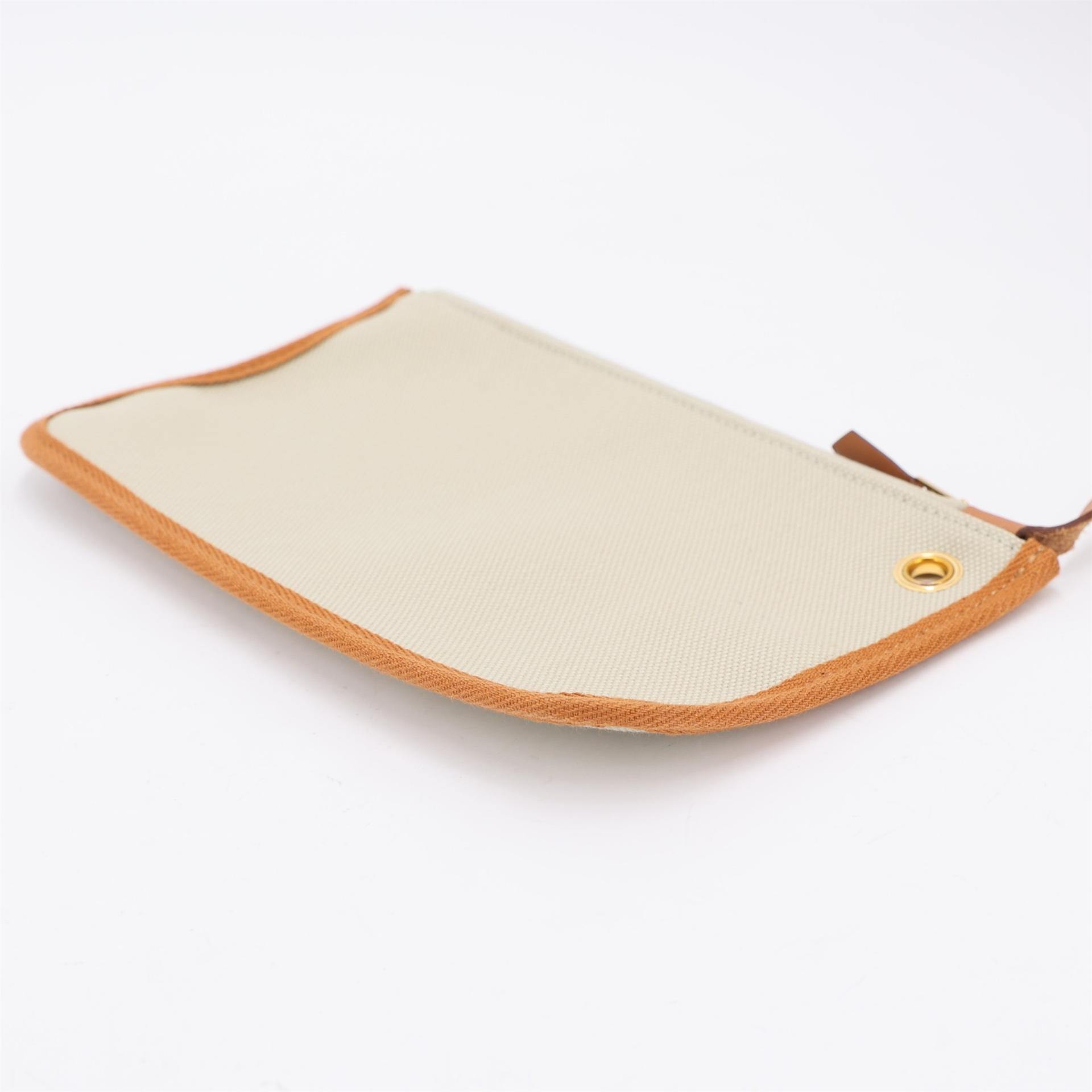 Unused ( Rank NS ) HERMÈS Herbag Zip 31 PM Natural (27) Vache Hunter Canvas Gold hardware Z (2021) - 24