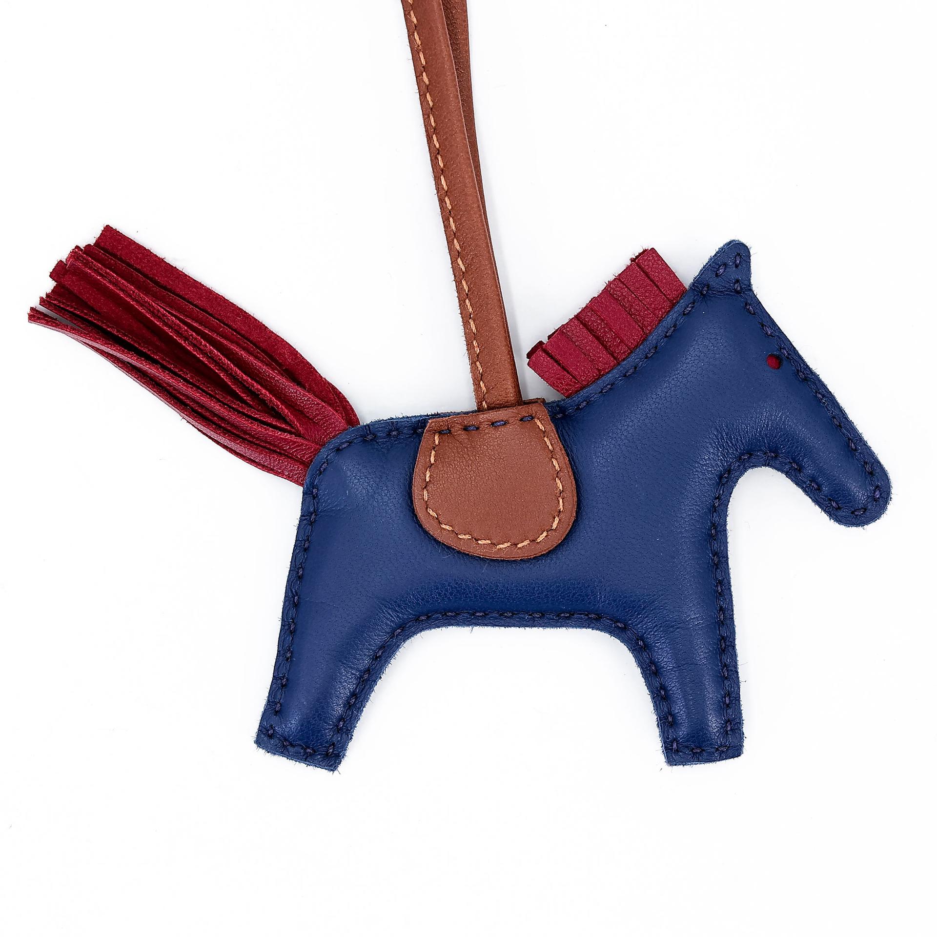 Excellent ( Rank SA ) HERMÈS Rodeo PM Bleu de Malte (7L) Fauve (34) Rubis (B5) Agneau - 6