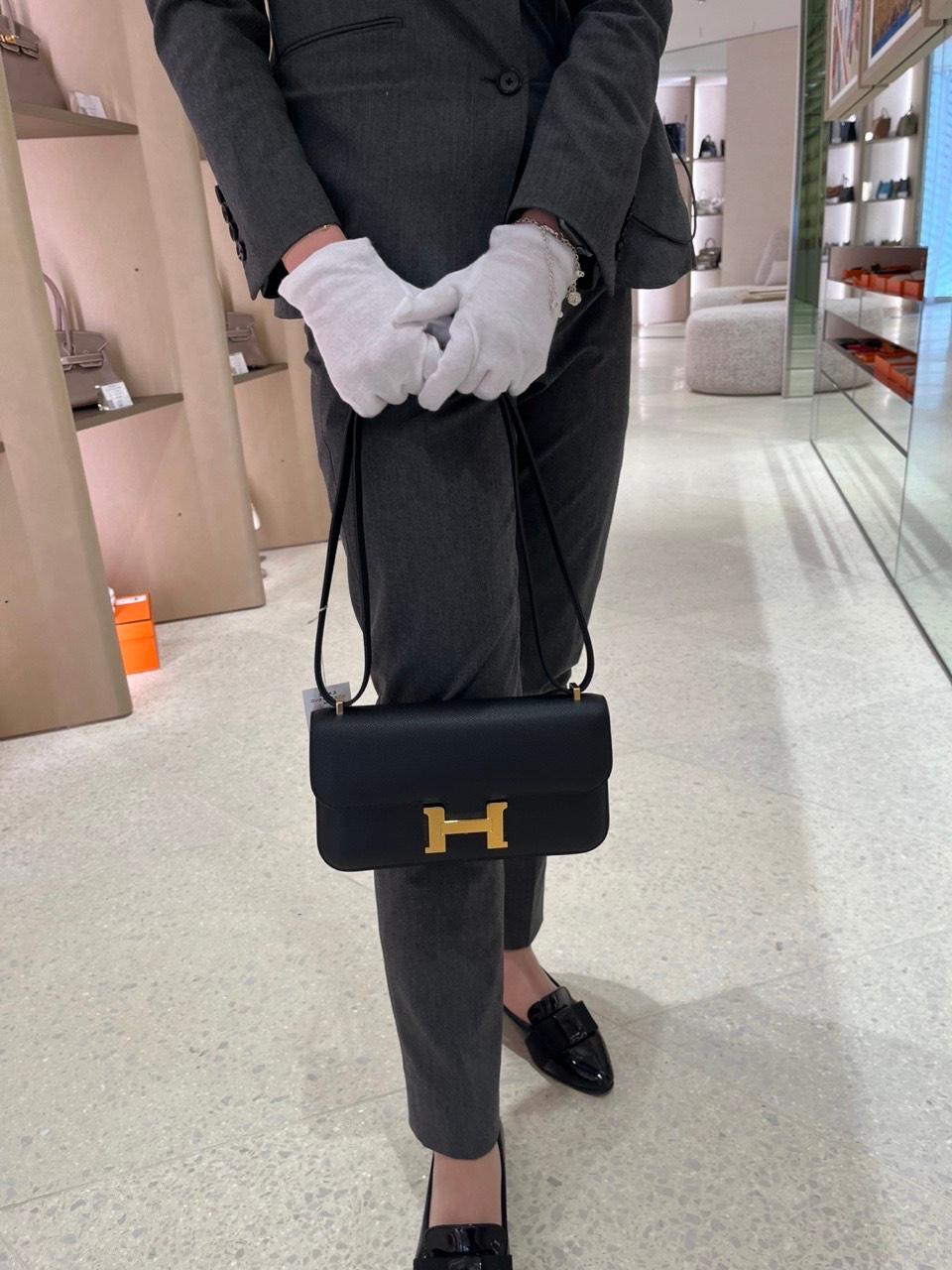 Brand New ( Rank N ) HERMÈS Constance Elan 2024 Noir (89) Epsom Gold hardware K (2025) - 16