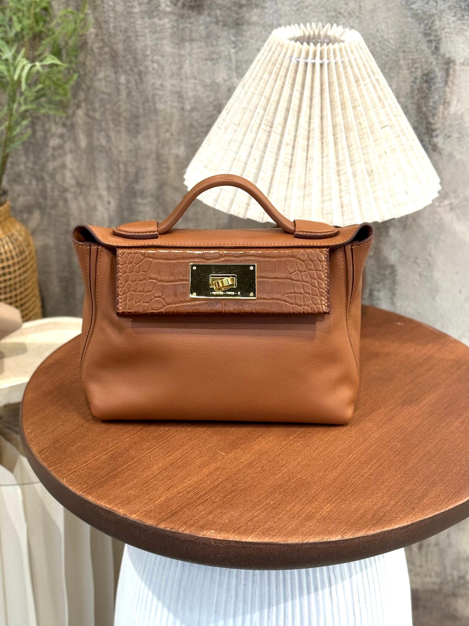 Very Good ( Rank A) HERMÈS 24/24 - 21 mini Touch Gold (37) Evercolor Matte Alligator Gold hardware U (2022) - 3