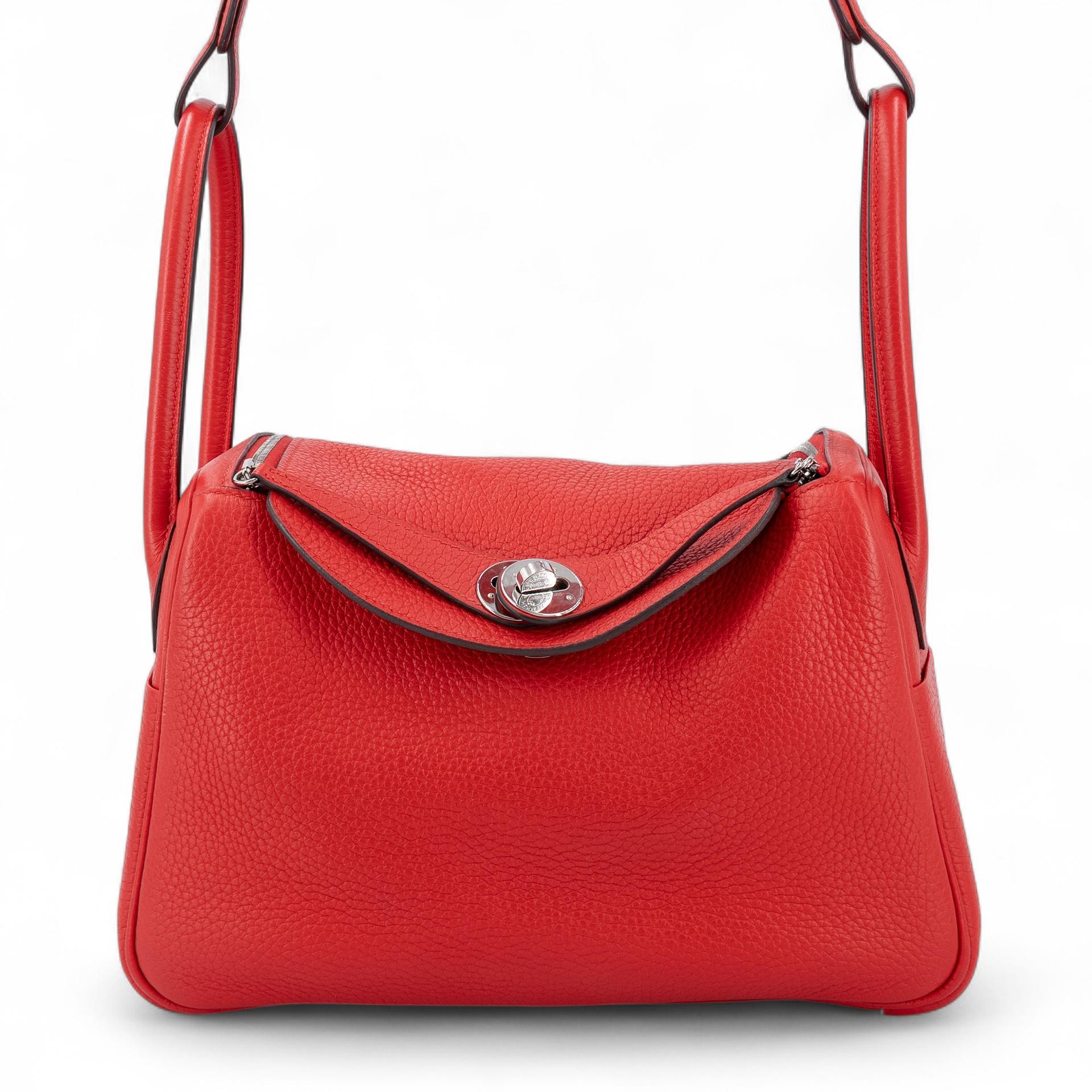 Very Good ( Rank A) HERMÈS Lindy 26 Rouge de Coeur (S3) Clemence Palladium hardware D (2019) - 1