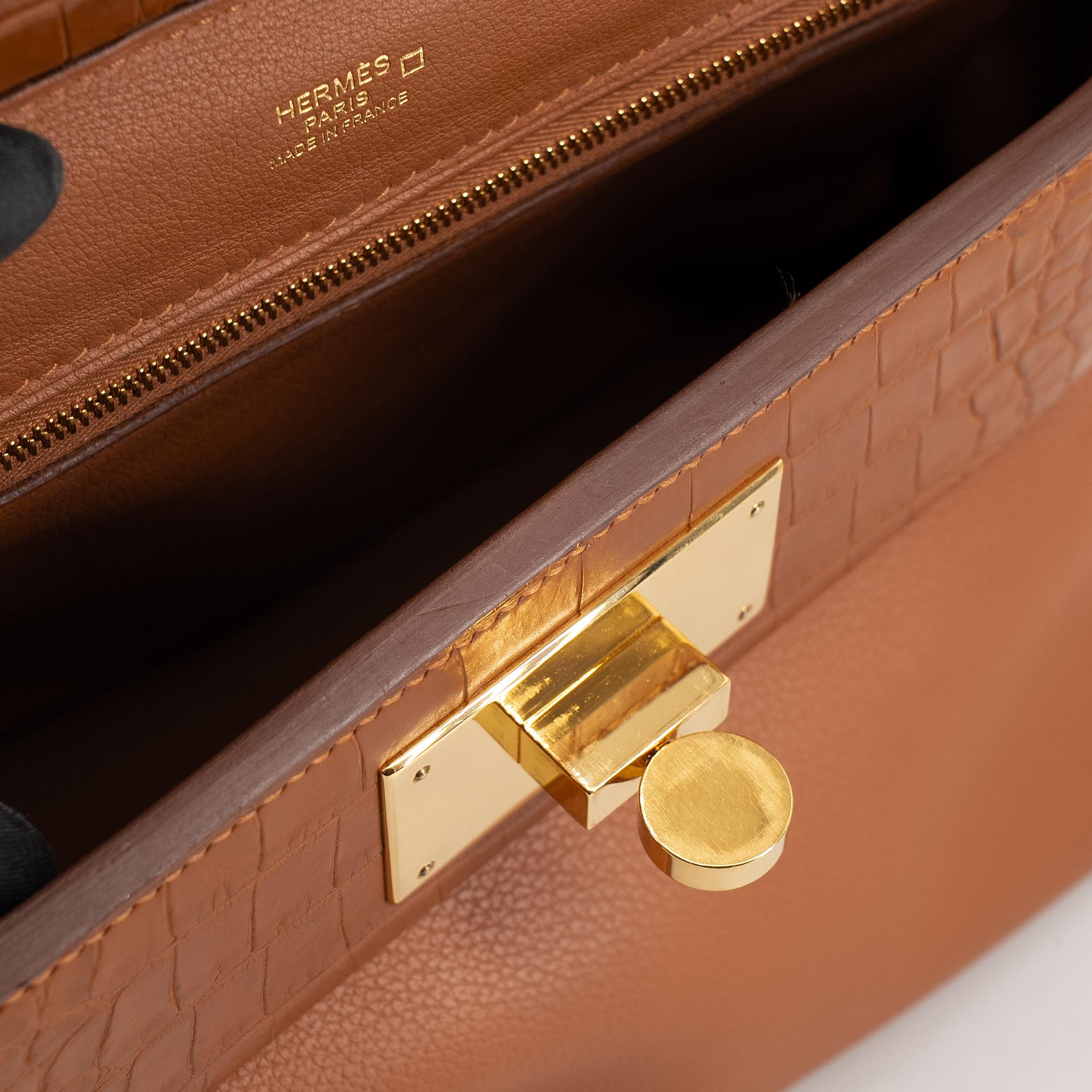 Very Good ( Rank A) HERMÈS 24/24 - 21 mini Touch Gold (37) Evercolor Matte Alligator Gold hardware U (2022) - 22