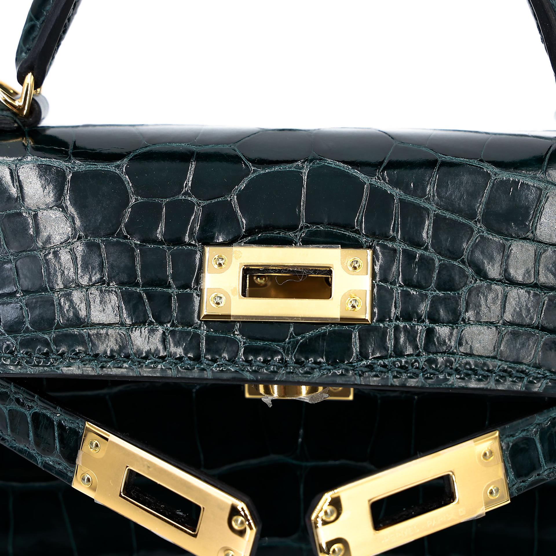 Unused ( Rank NS ) HERMÈS Mini Kelly II Vert Cypress (6O) Shiny Alligator Gold hardware U (2022) - 15