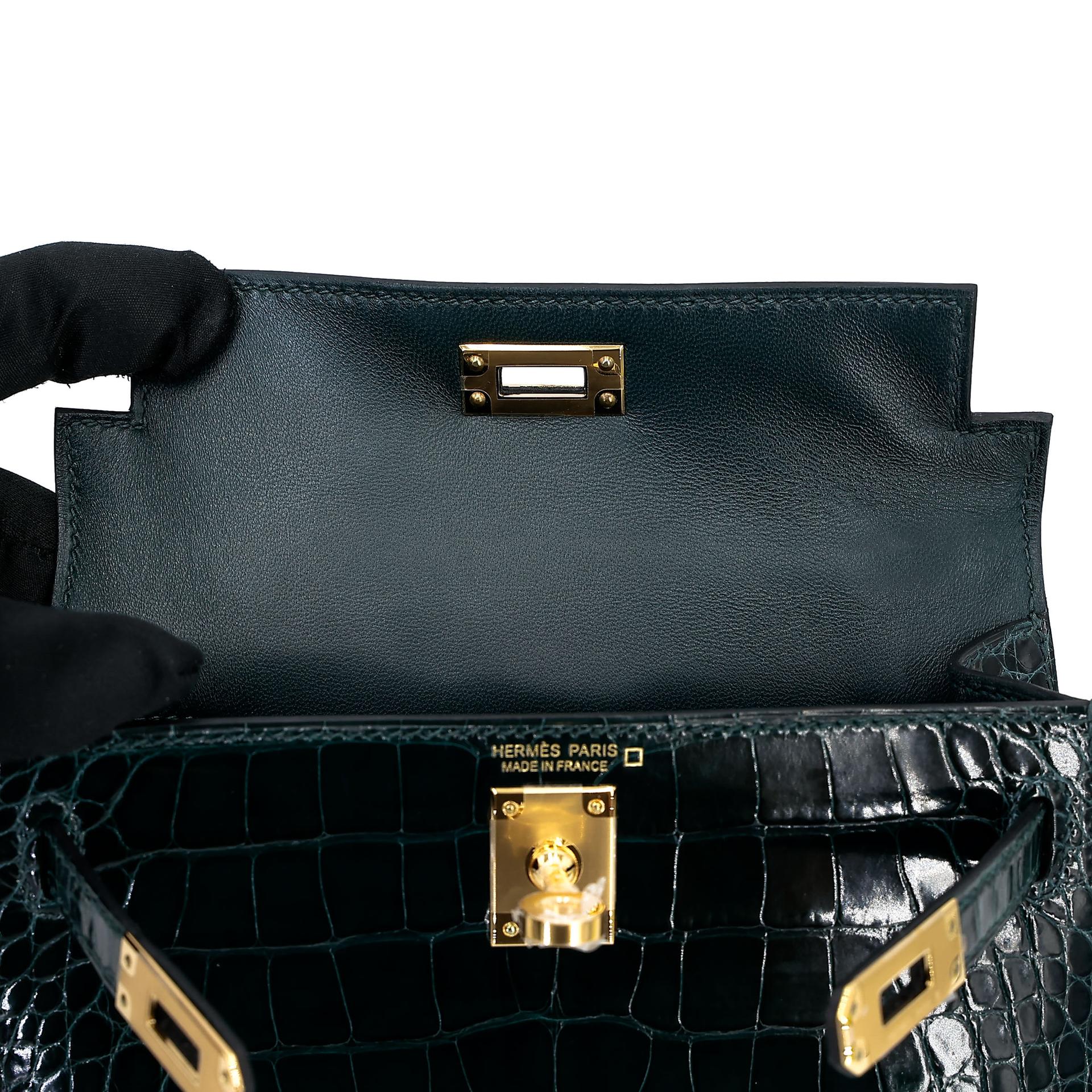 Unused ( Rank NS ) HERMÈS Mini Kelly II Vert Cypress (6O) Shiny Alligator Gold hardware U (2022) - 17