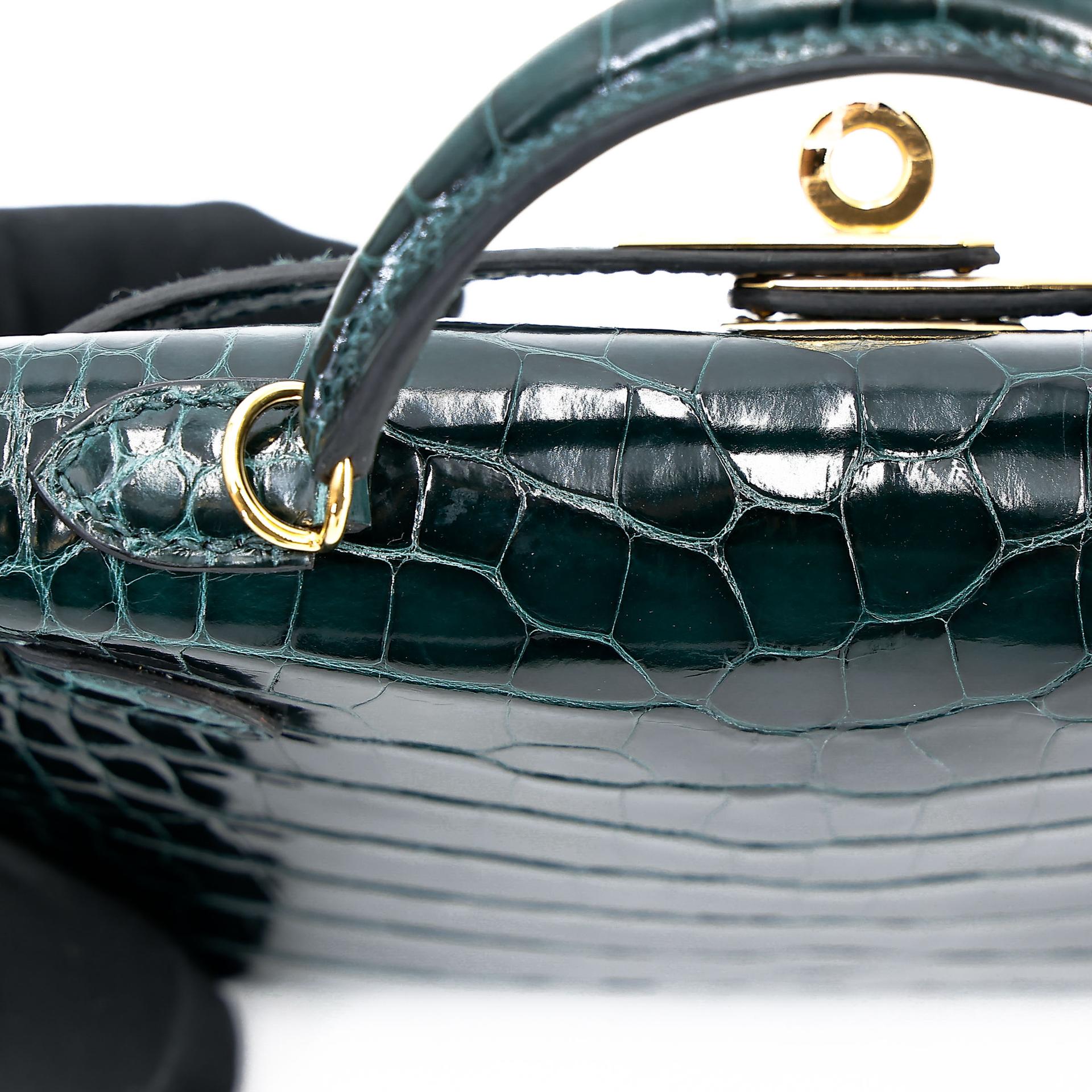 Unused ( Rank NS ) HERMÈS Mini Kelly II Vert Cypress (6O) Shiny Alligator Gold hardware U (2022) - 11