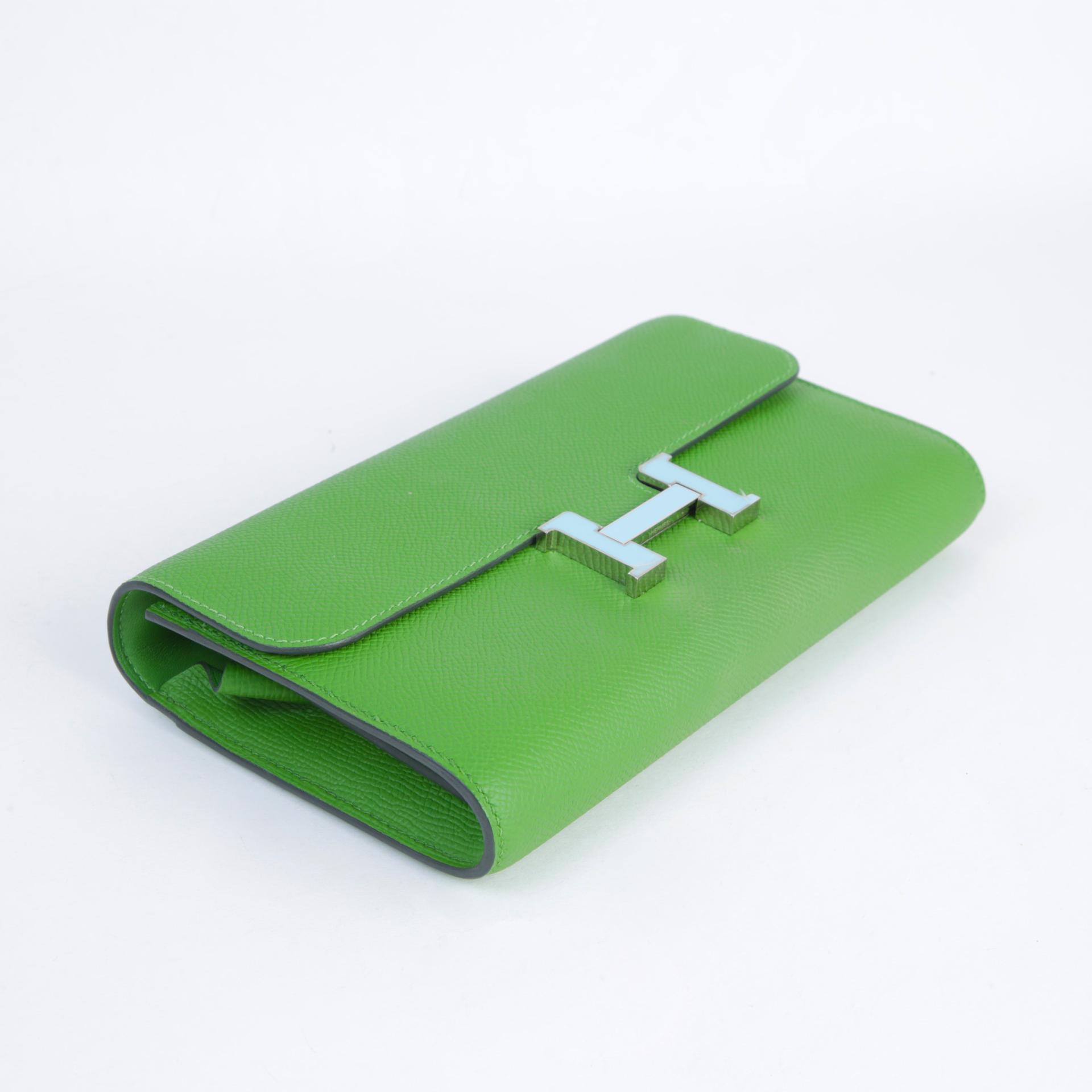 Very Good ( Rank A) HERMÈS Constance To Go Vert Yucca (A8) Celeste (7N) Epsom Enamel hardware W (2024) - 3