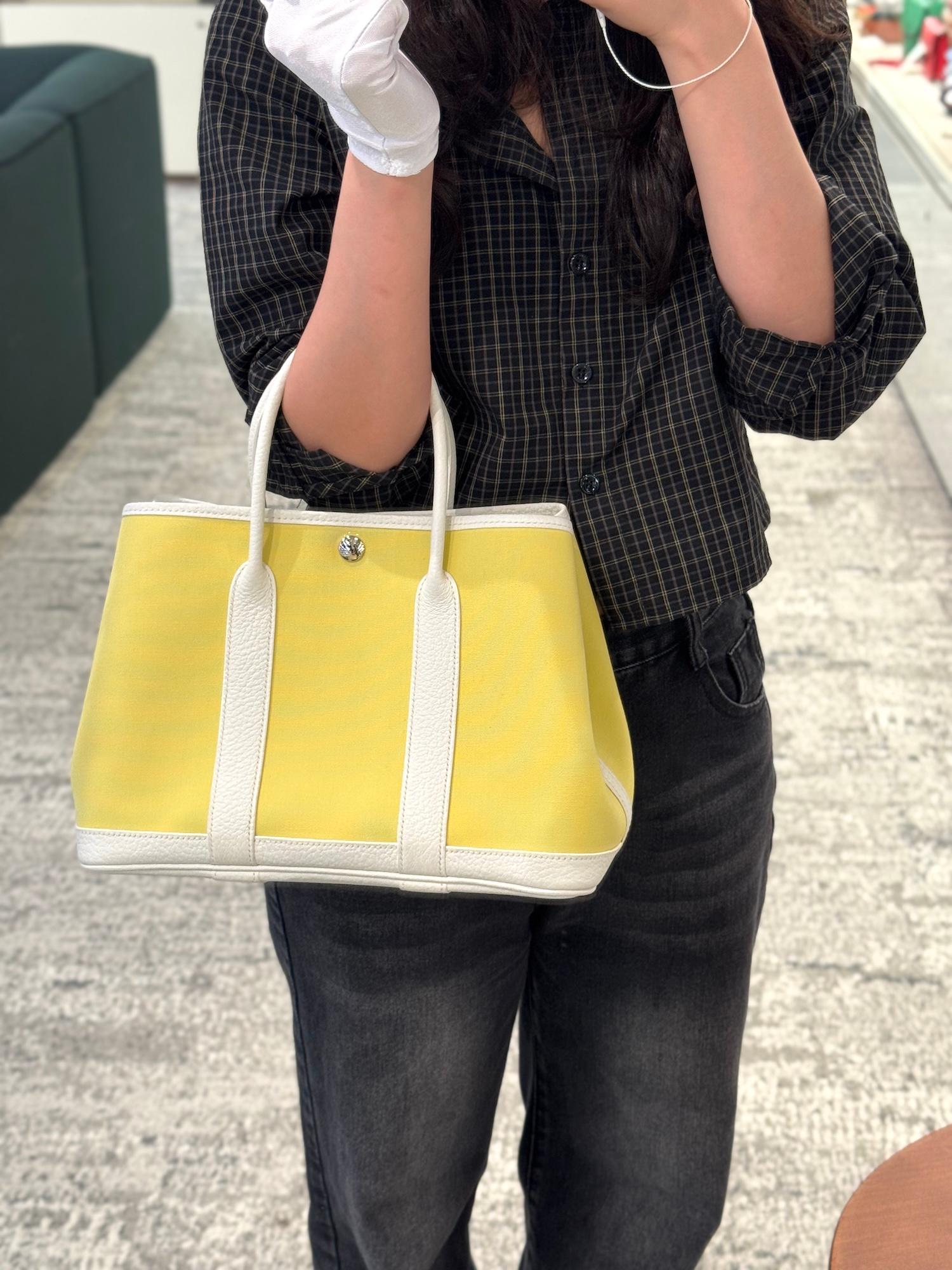 Excellent ( Rank SA ) HERMÈS Garden Party TPM Jaune Poussin (1Z) White (01) Canvas Negonda Palladium hardware R (2014) - 3