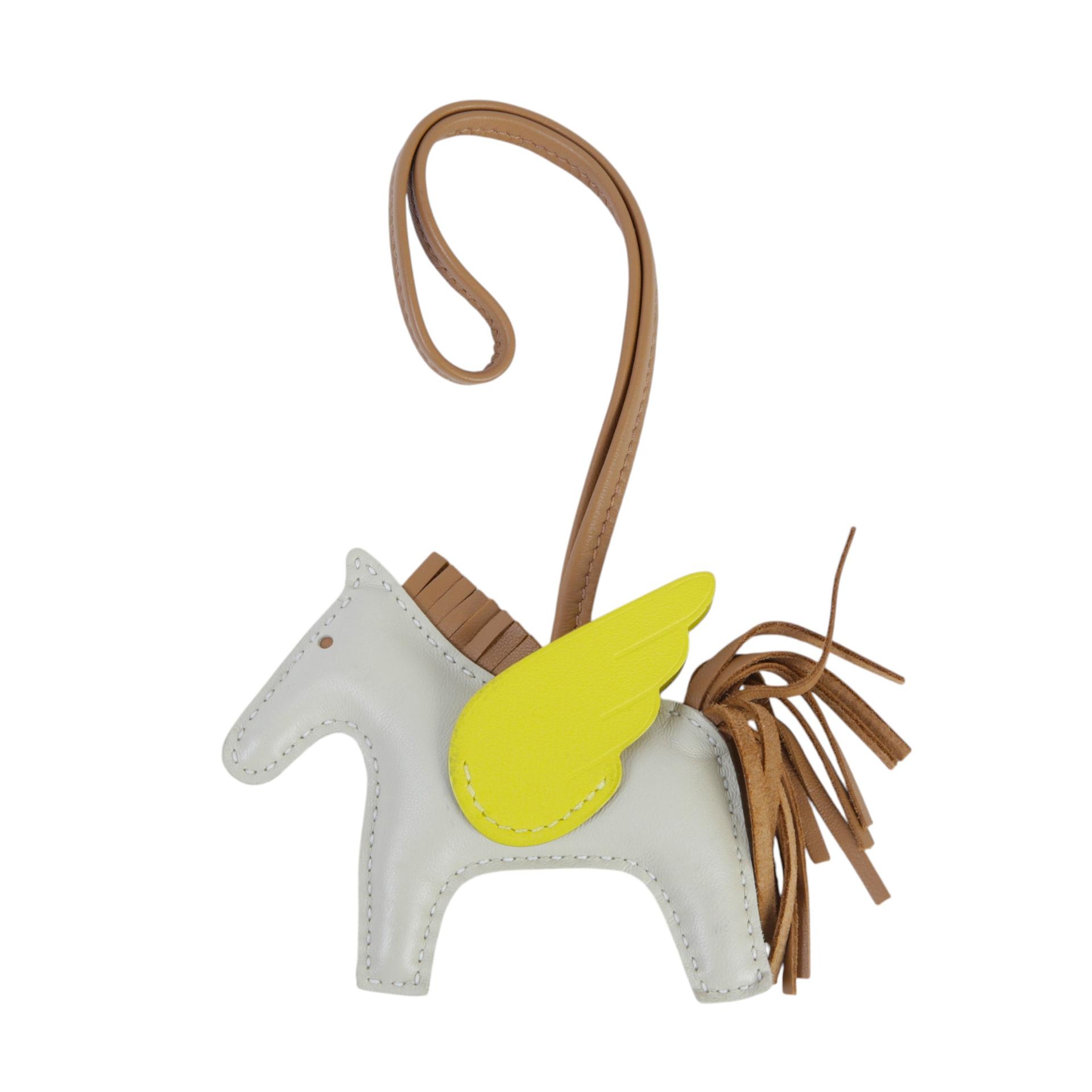 Very Good ( Rank A) HERMÈS Rodeo Pegase PM Craie (10) Agneau U (2022) - 1