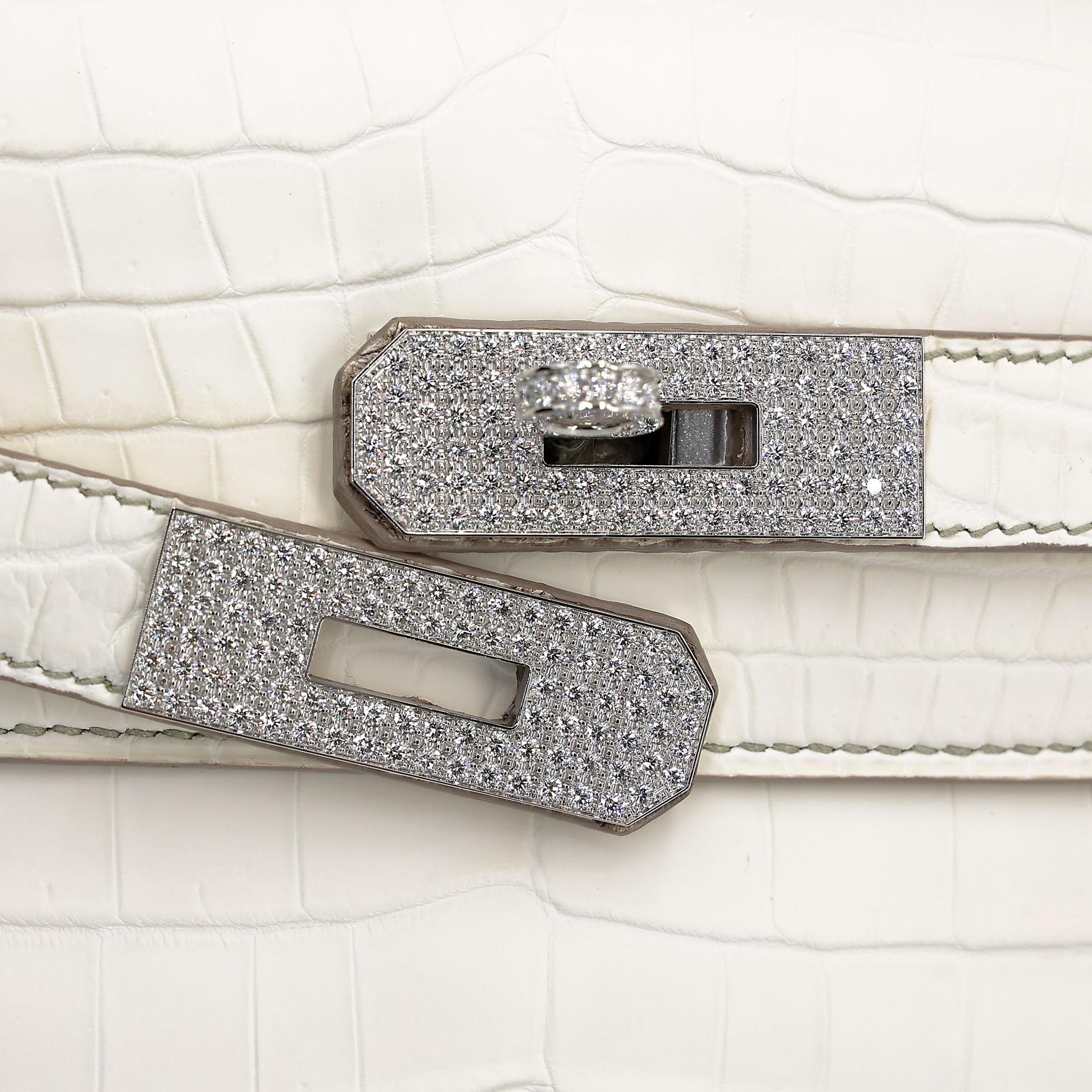 Unused ( Rank NS ) HERMÈS Limited Edition Kelly 28 Himalaya Matte Niloticus Crocodile Diamond White Gold hardware Z (2021) - 10