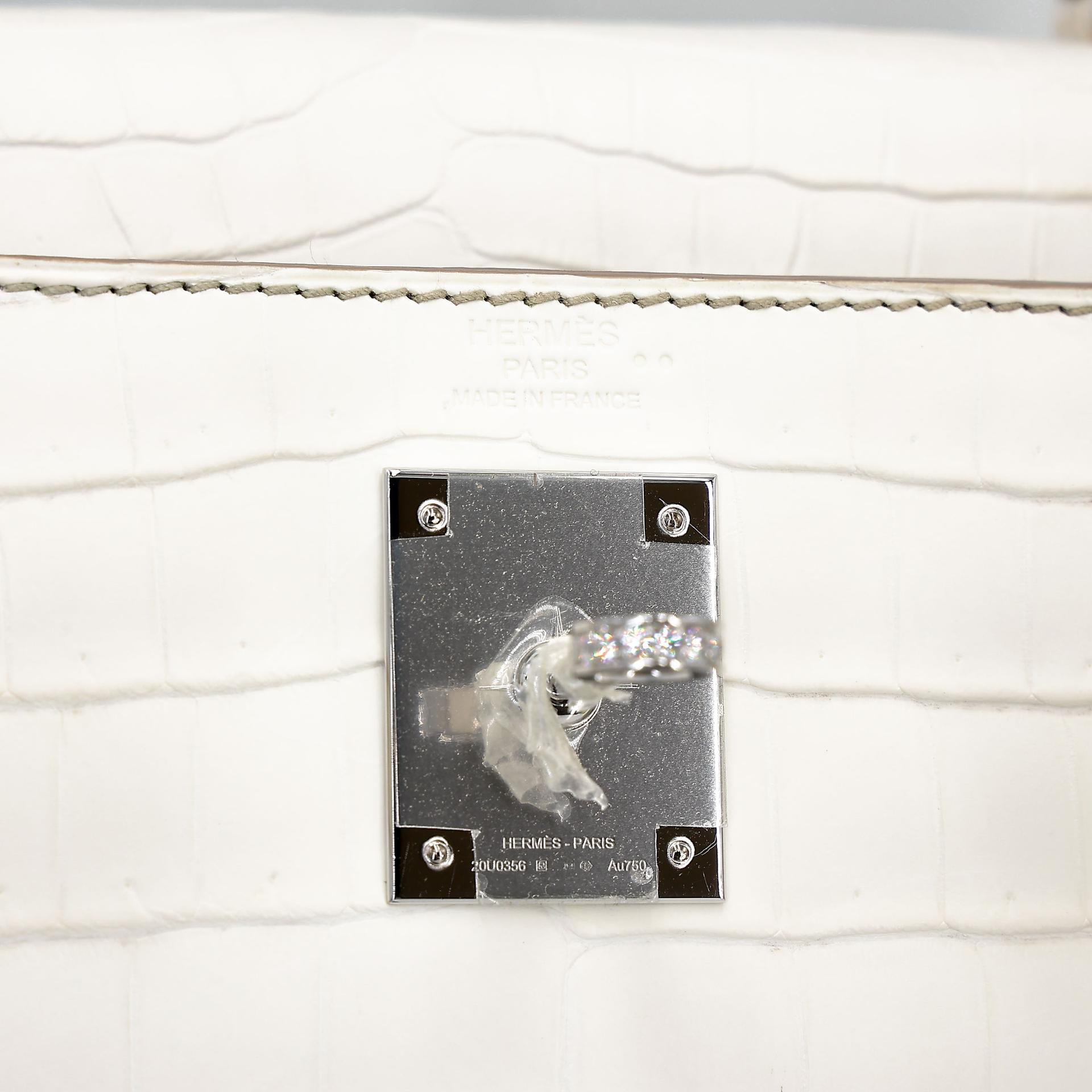 Unused ( Rank NS ) HERMÈS Limited Edition Kelly 28 Himalaya Matte Niloticus Crocodile Diamond White Gold hardware Z (2021) - 15